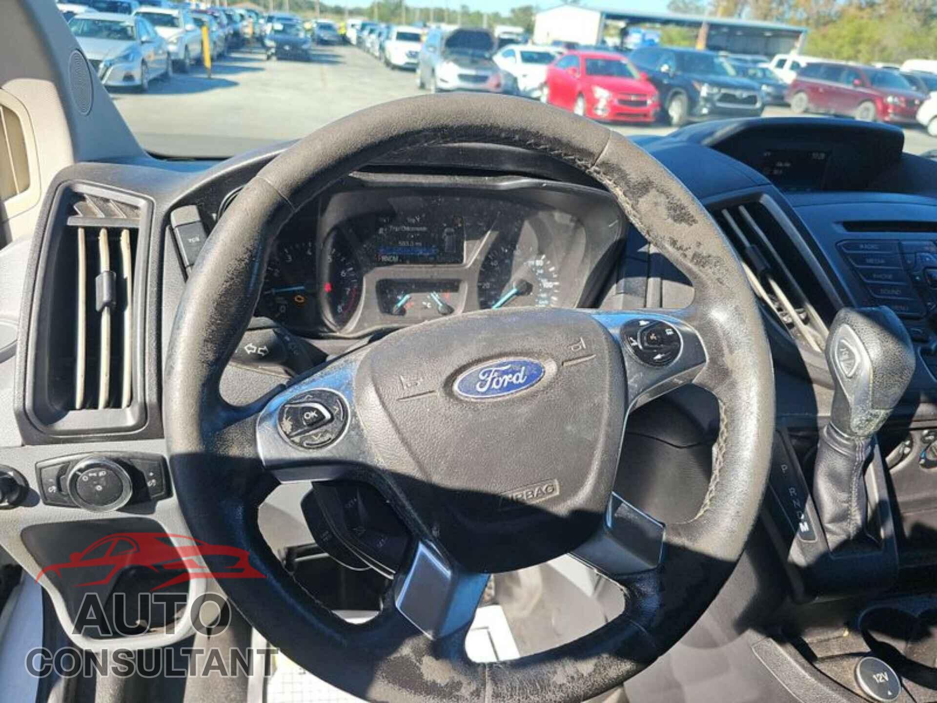 FORD TRANSIT 2017 - 1FTYR2ZM6HKA61363