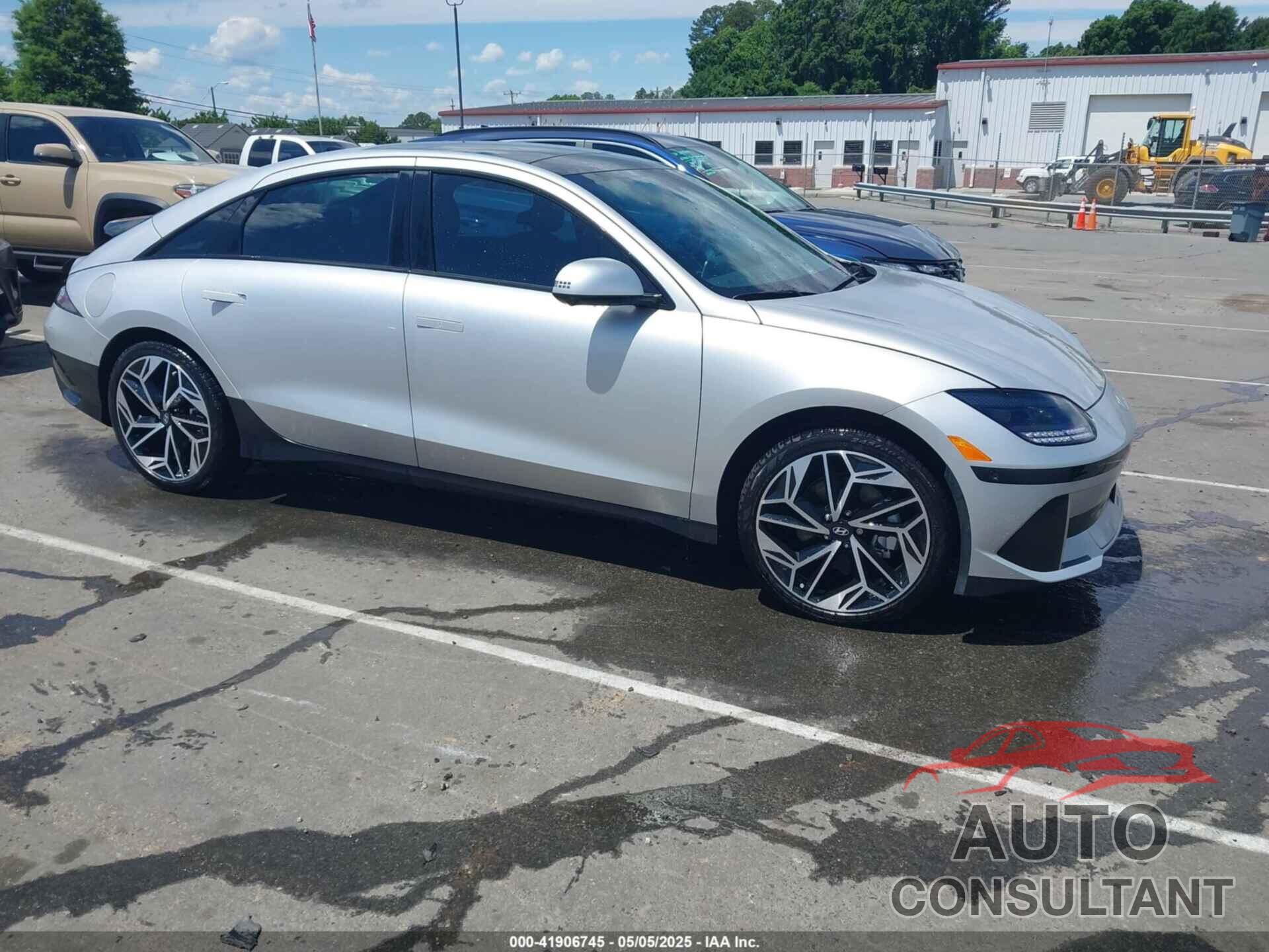 HYUNDAI IONIQ 6 2024 - KMHM54AC2RA055703