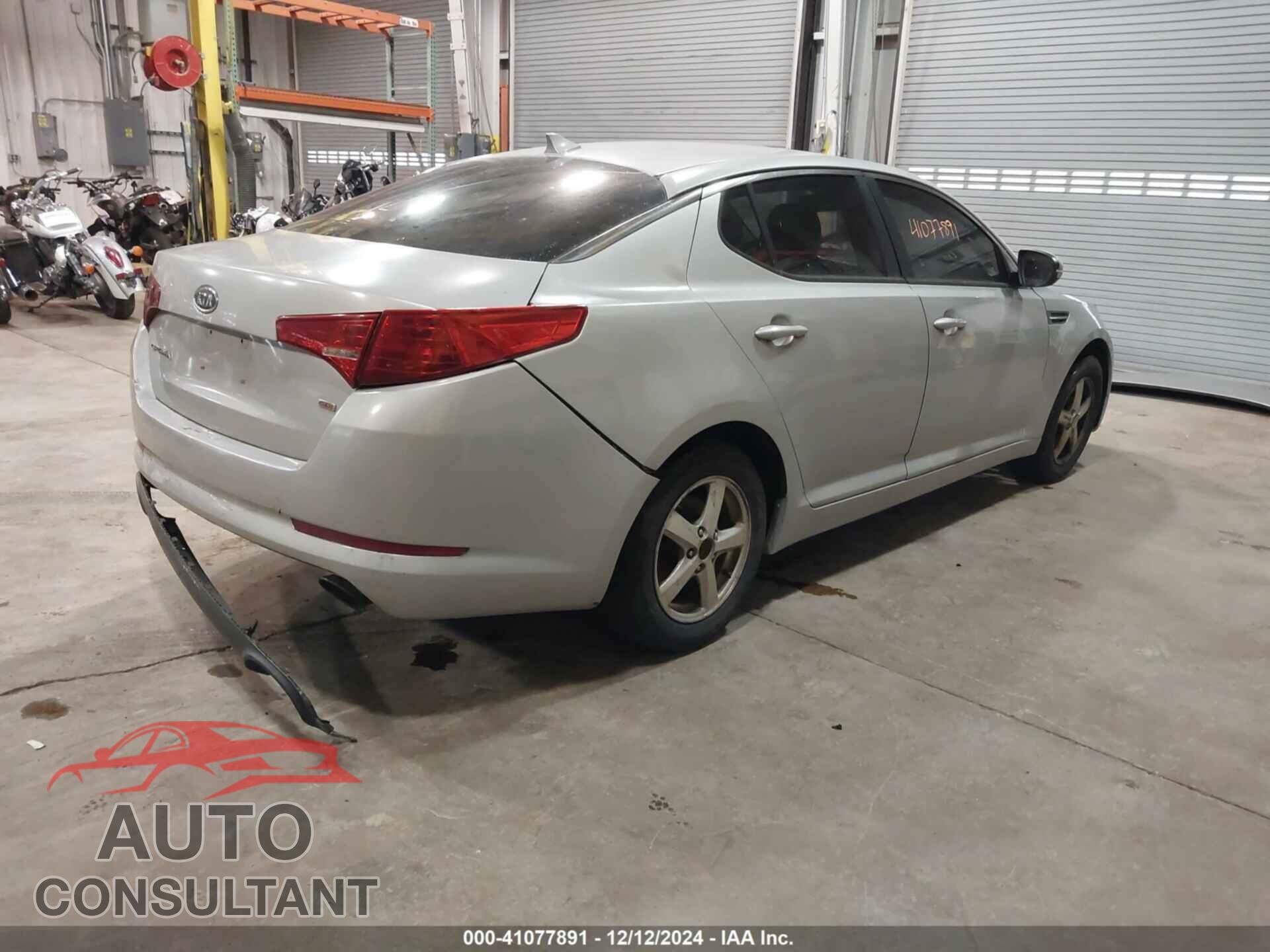 KIA OPTIMA 2011 - KNAGM4A75B5136889