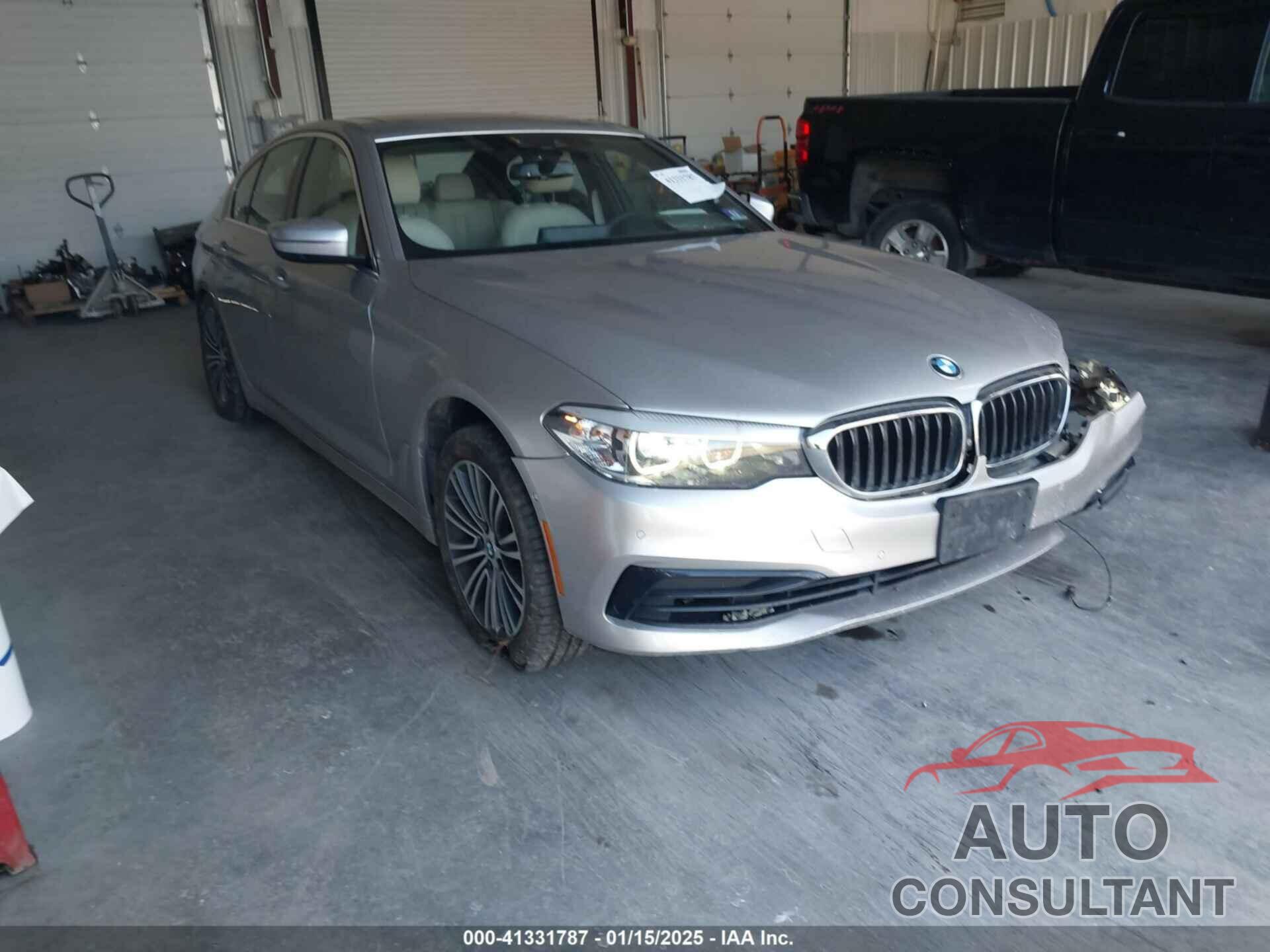 BMW 540I 2019 - WBAJE7C55KG892551