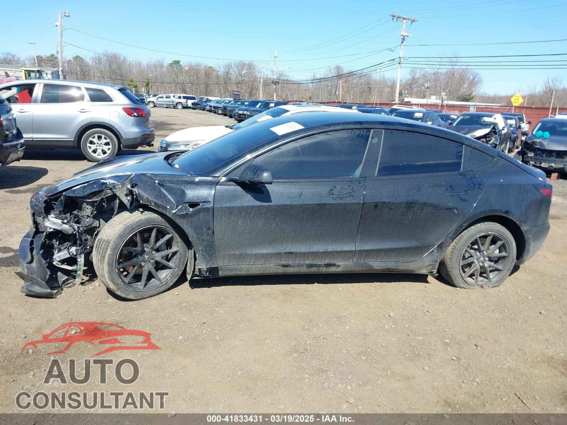 TESLA MODEL 3 2022 - 5YJ3E1EA0NF190056