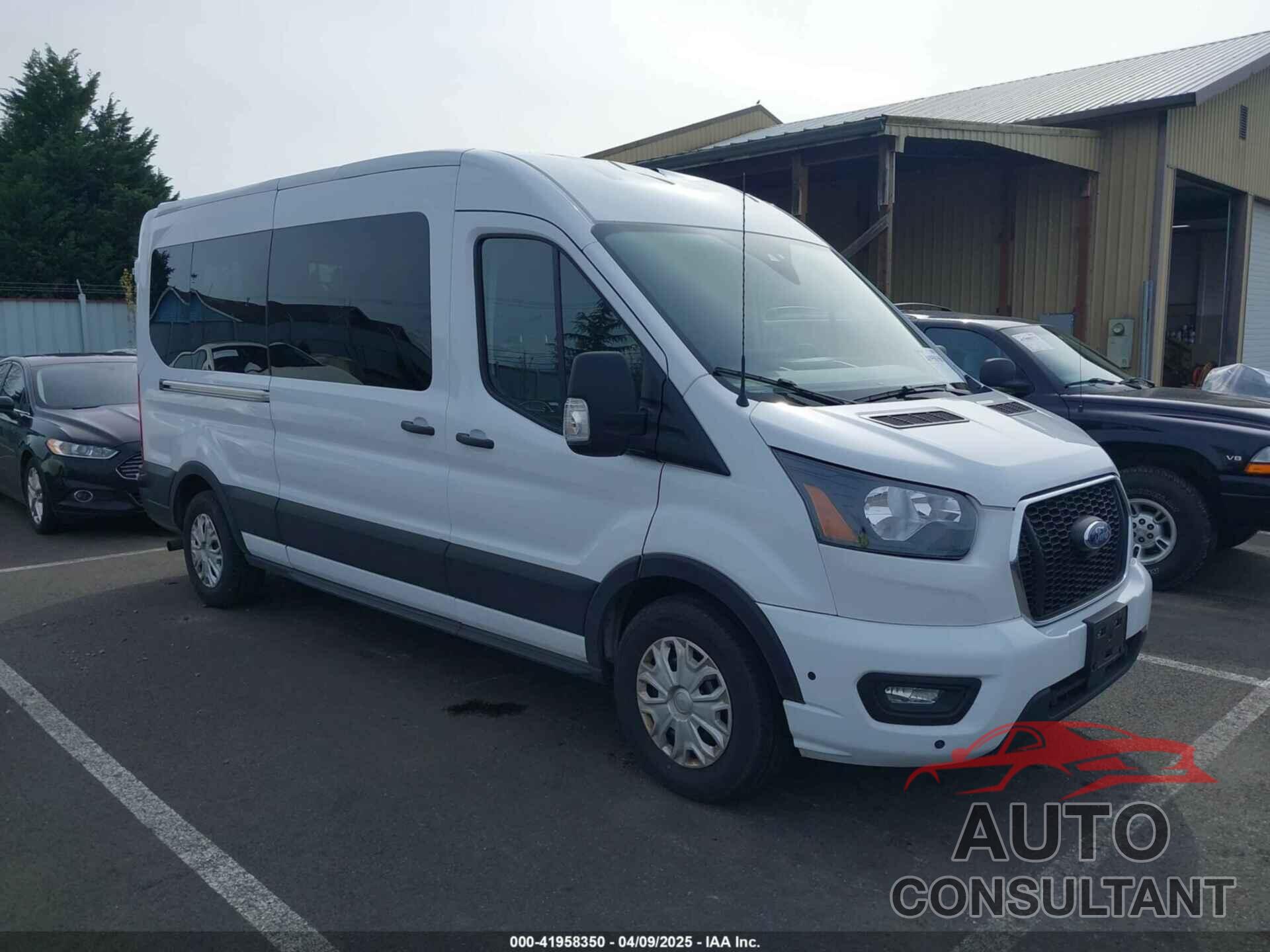 FORD TRANSIT-350 PASSENGER VAN 2024 - 1FBAX2C83RKA51950