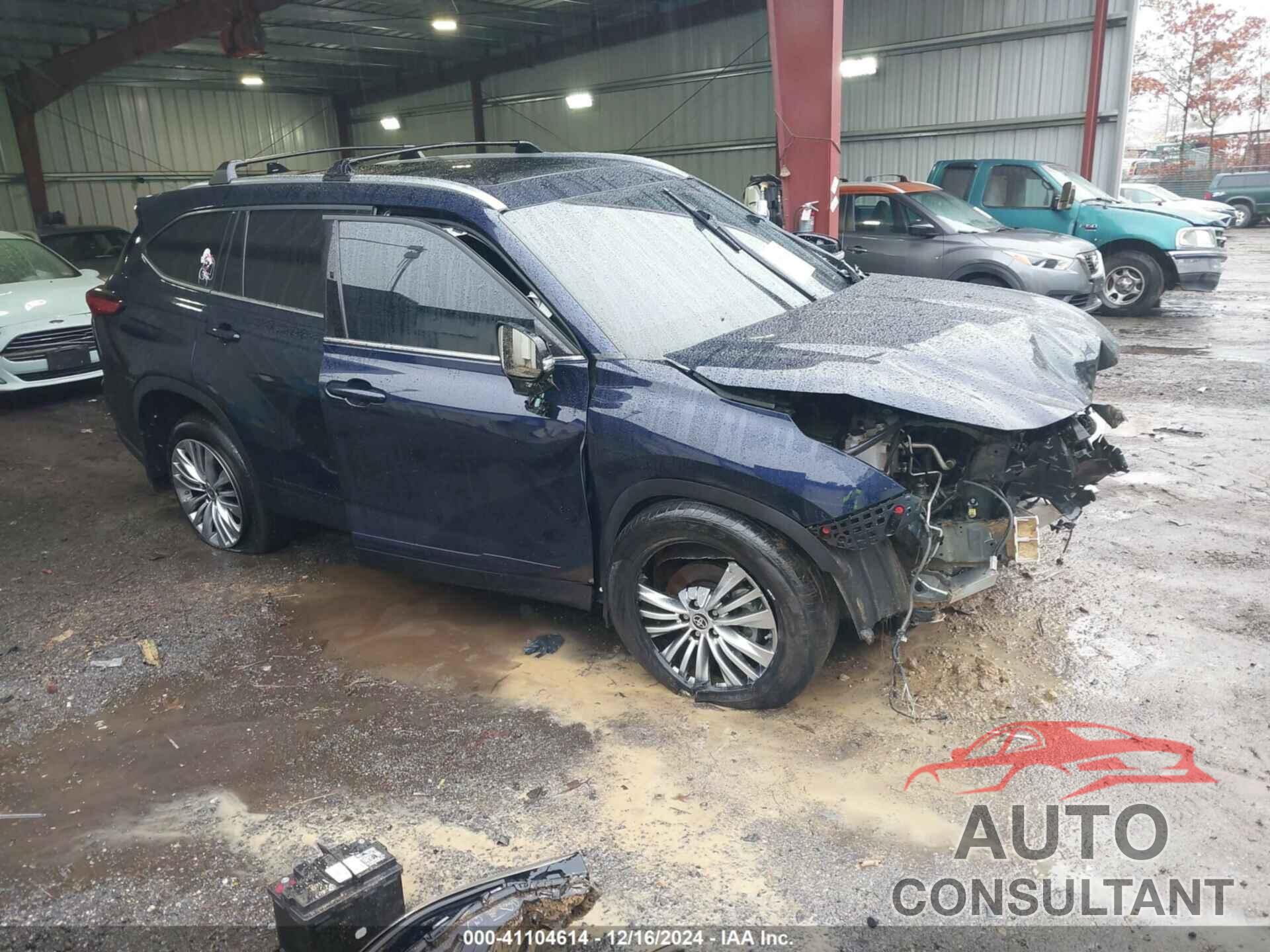 TOYOTA HIGHLANDER 2023 - 5TDKDRBHXPS506513