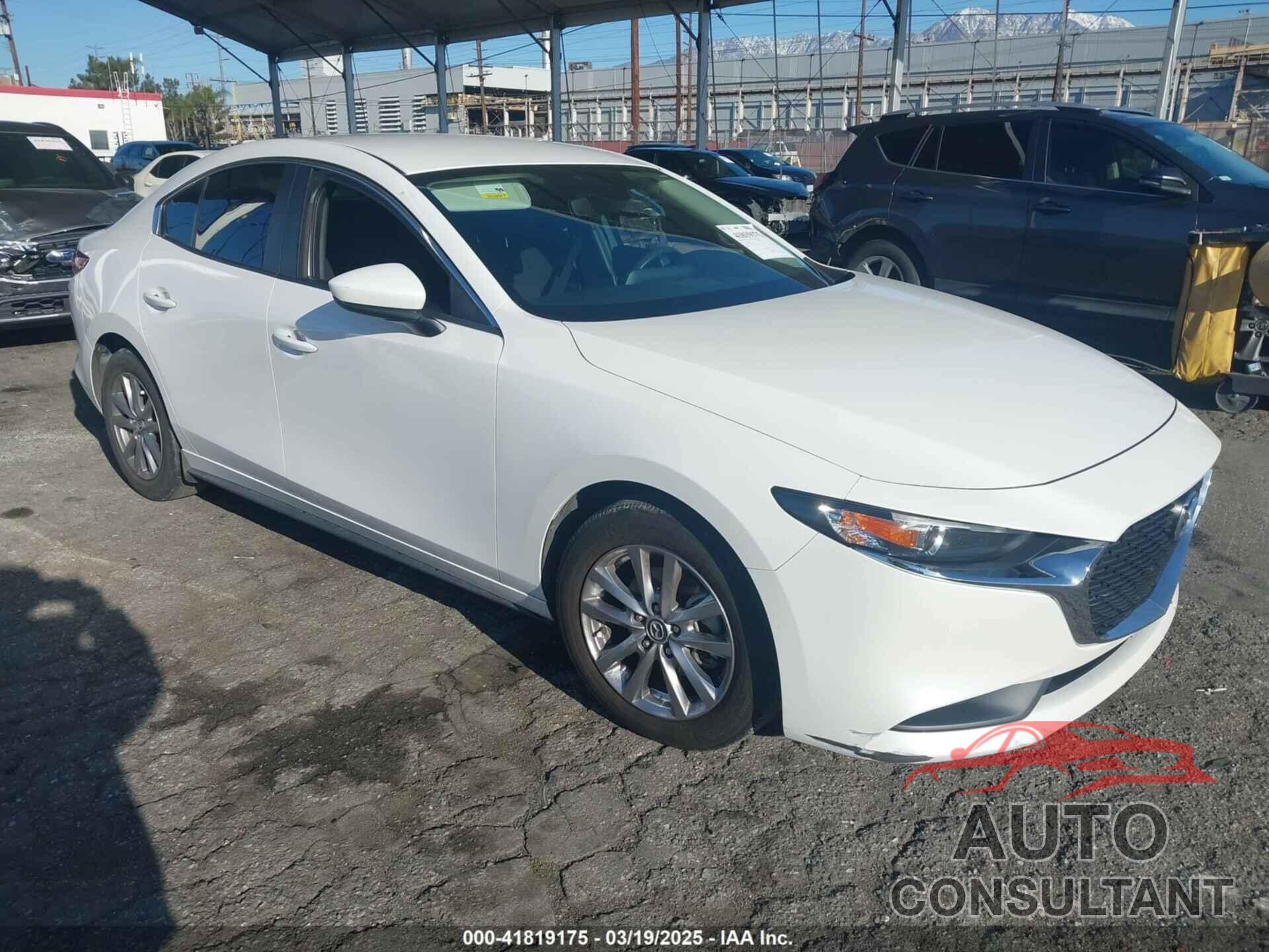 MAZDA MAZDA3 2019 - 3MZBPABL3KM113083