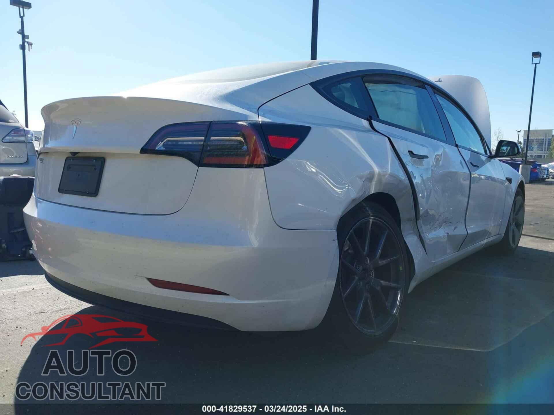 TESLA MODEL 3 2023 - 5YJ3E1EA6PF411940