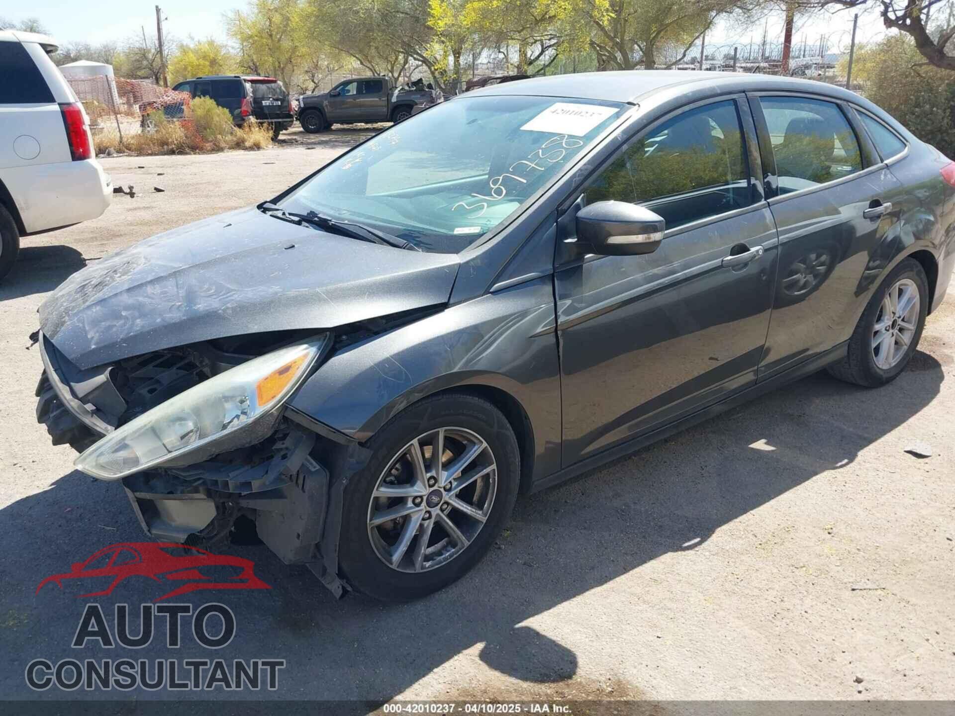 FORD FOCUS 2016 - 1FADP3F22GL369738