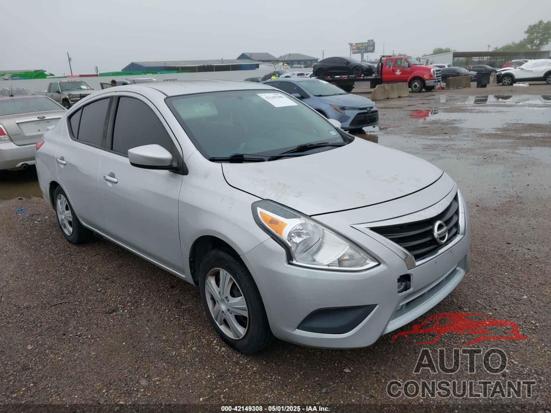 NISSAN VERSA 2019 - 3N1CN7AP2KL822715