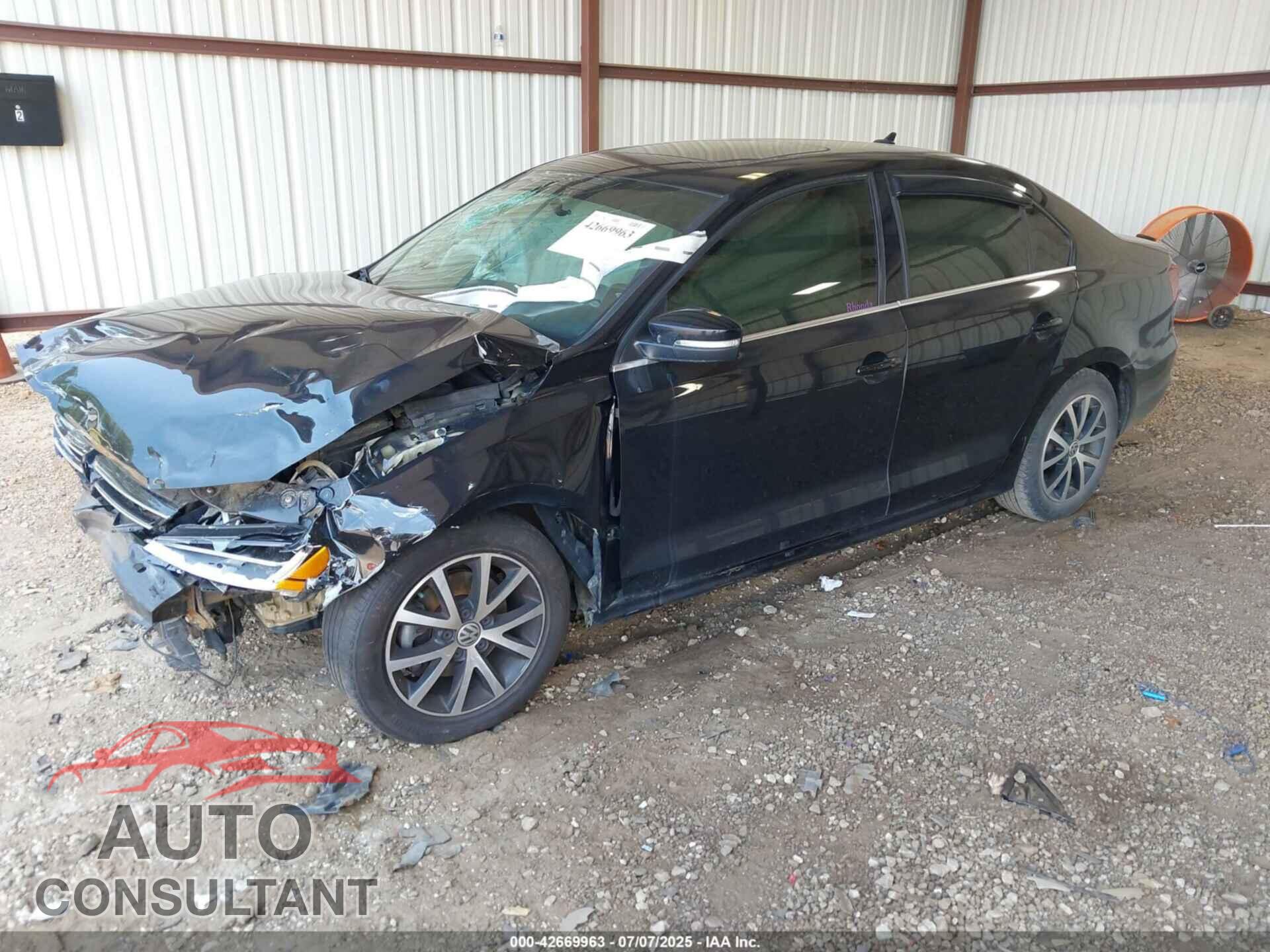 VOLKSWAGEN JETTA 2017 - 3VWDB7AJ7HM373537