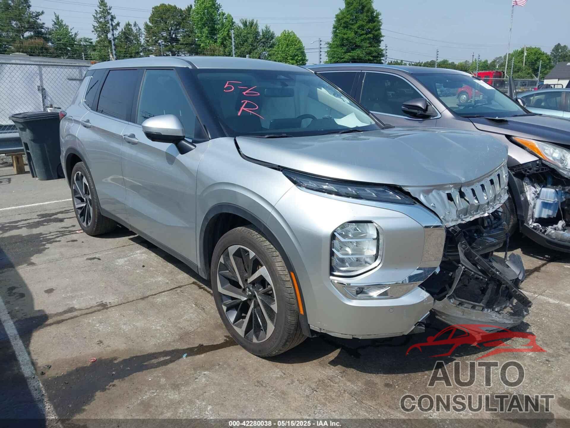 MITSUBISHI OUTLANDER 2024 - JA4J3VA83RZ027953