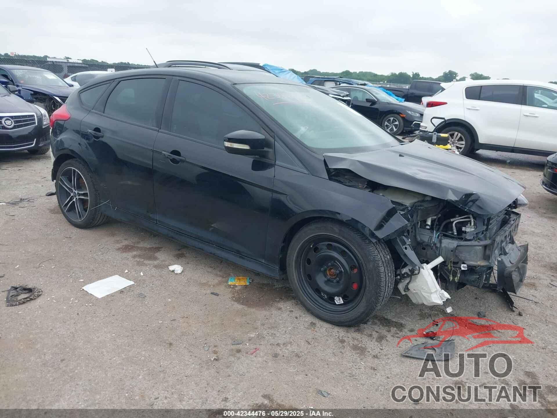 FORD FOCUS ST 2016 - 1FADP3L98GL309948