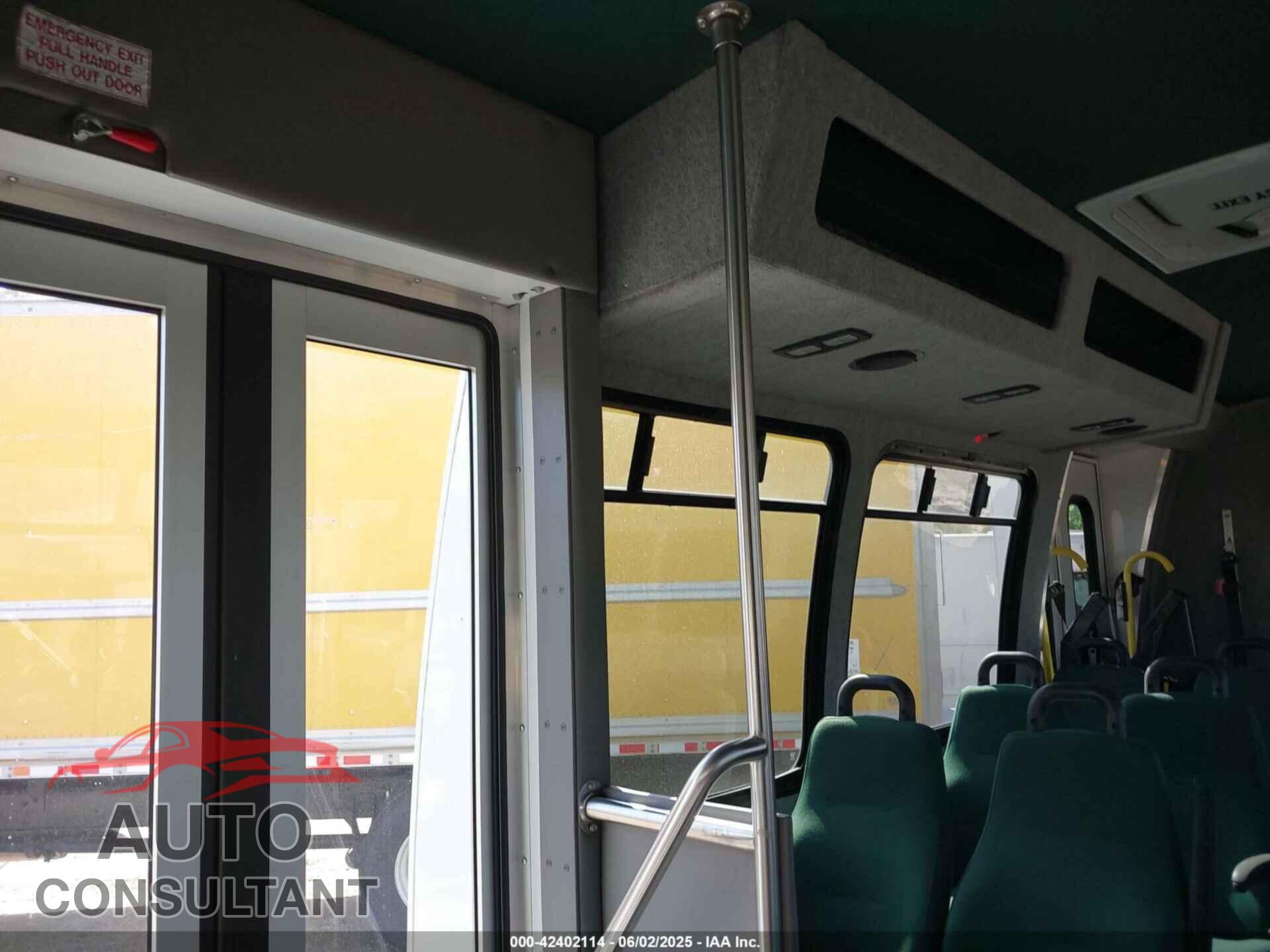 FORD E-450 CUTAWAY 2011 - 1FDXE4FS7BDB09062