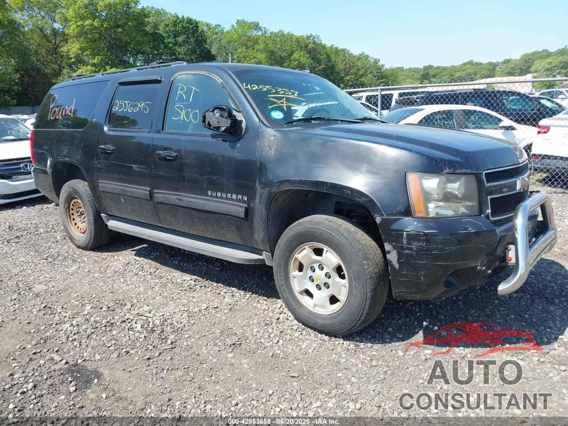 CHEVROLET SUBURBAN 1500 2011 - 1GNSKJE3XBR319651