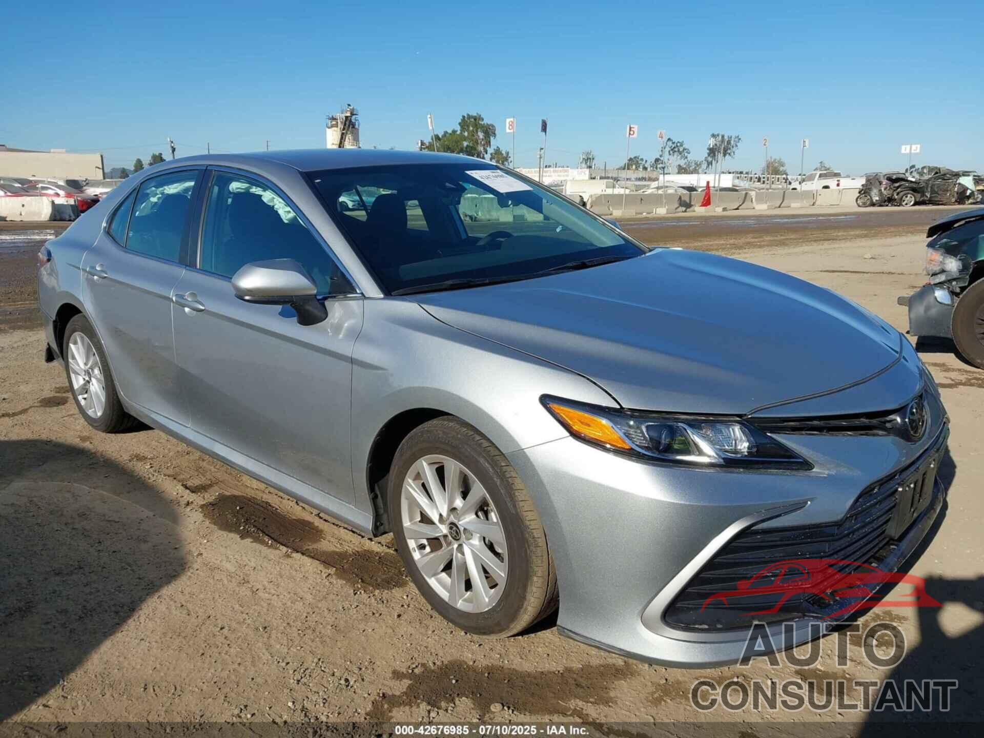 TOYOTA CAMRY 2023 - 4T1C11AK9PU108258