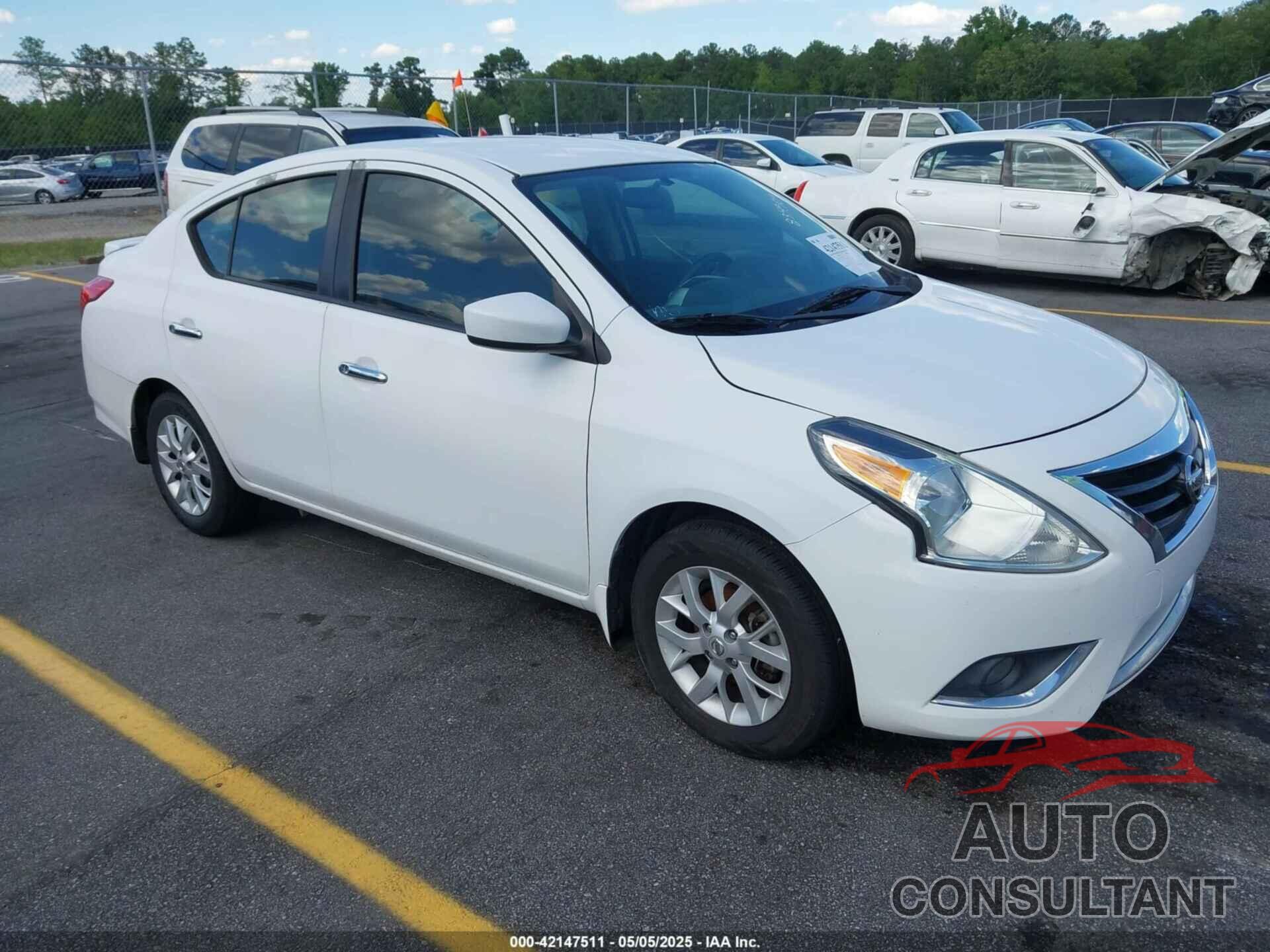 NISSAN VERSA 2017 - 3N1CN7AP3HL834509