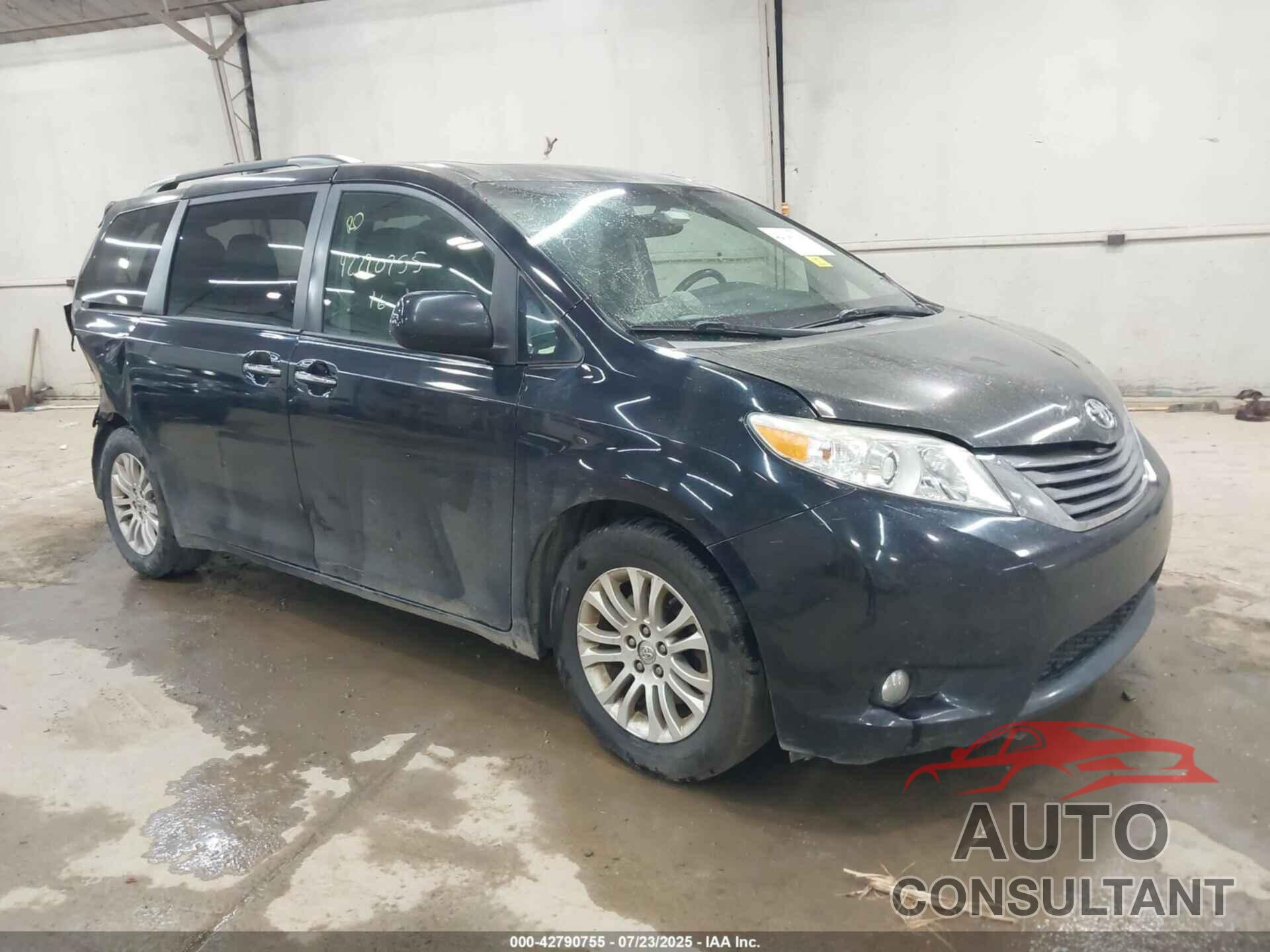 TOYOTA SIENNA 2016 - 5TDYK3DC0GS720490