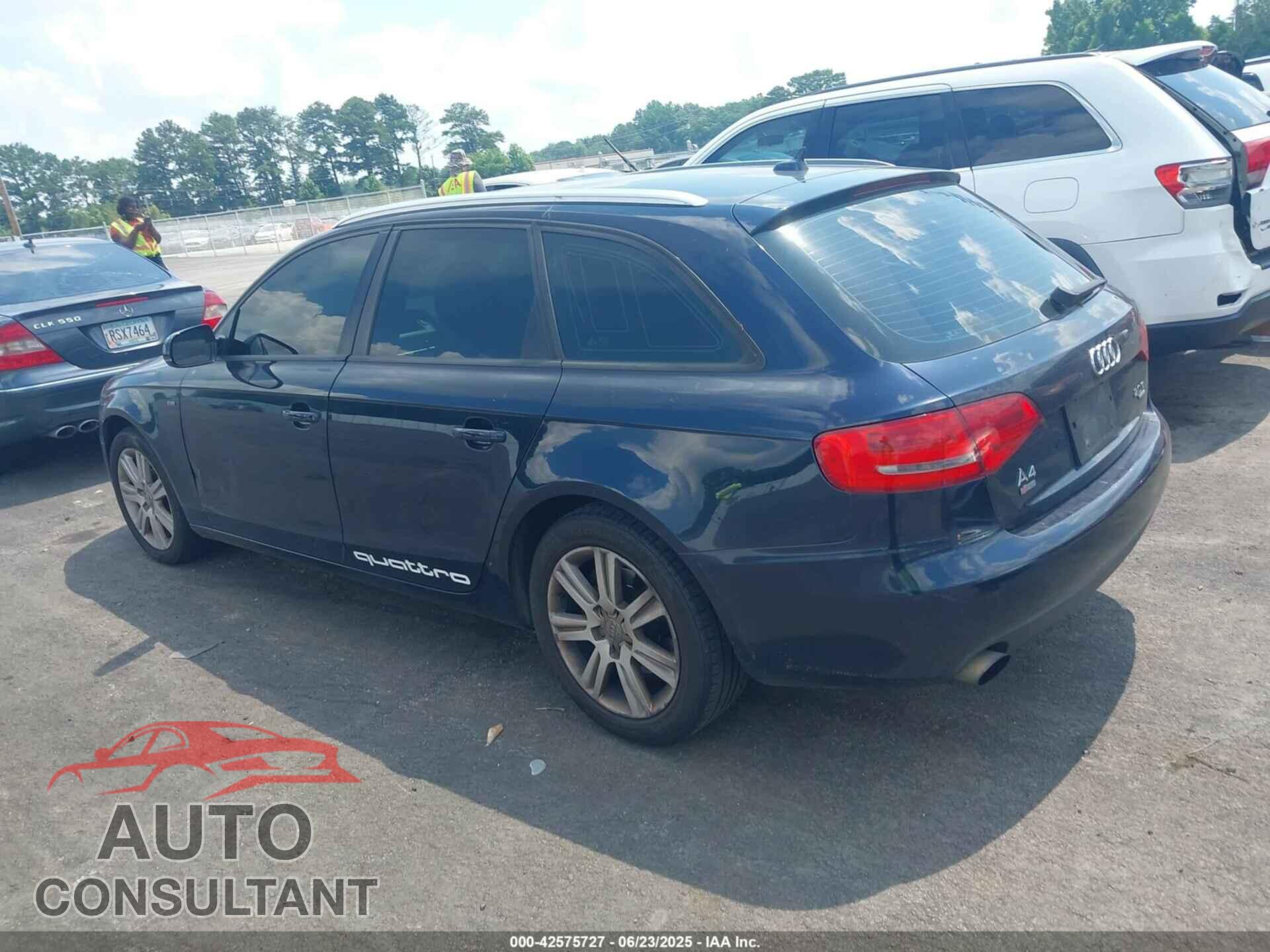 AUDI A4 2010 - WAUSFAFL0AA036018