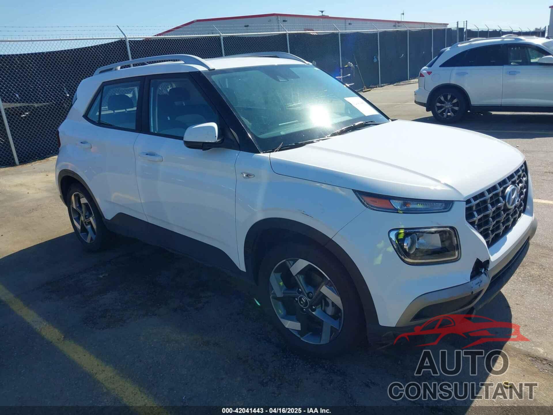 HYUNDAI VENUE 2022 - KMHRC8A33NU171505