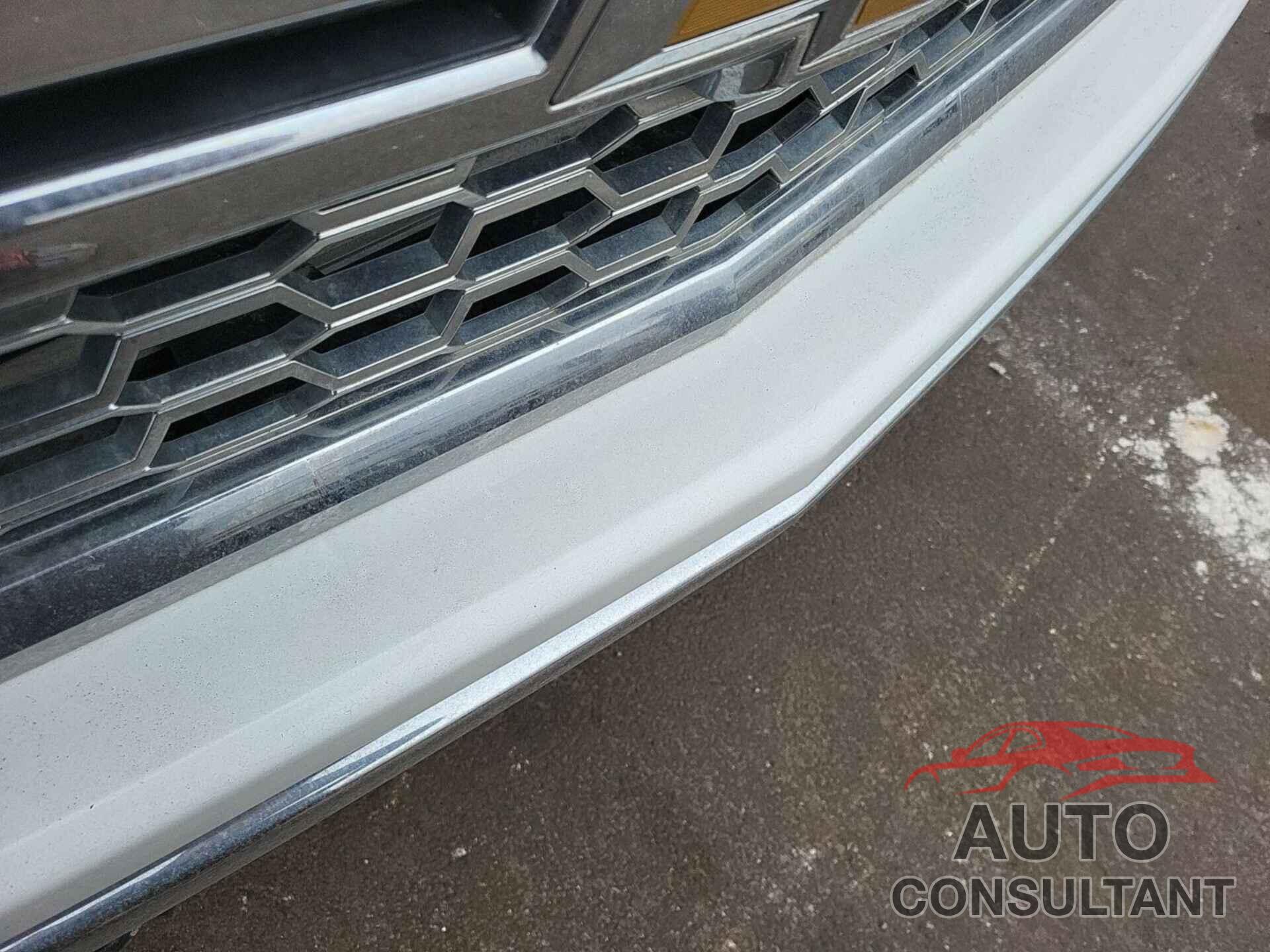 CHEVROLET SILVERADO 2015 - 1GCVKREC8FZ152779