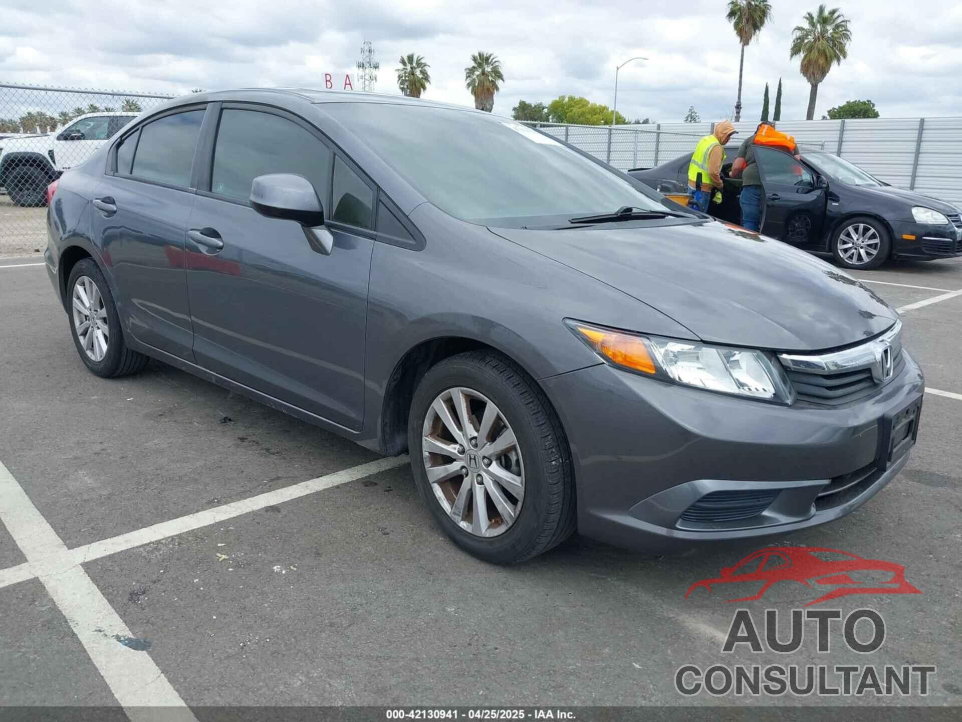 HONDA CIVIC 2012 - 2HGFB2F81CH316117