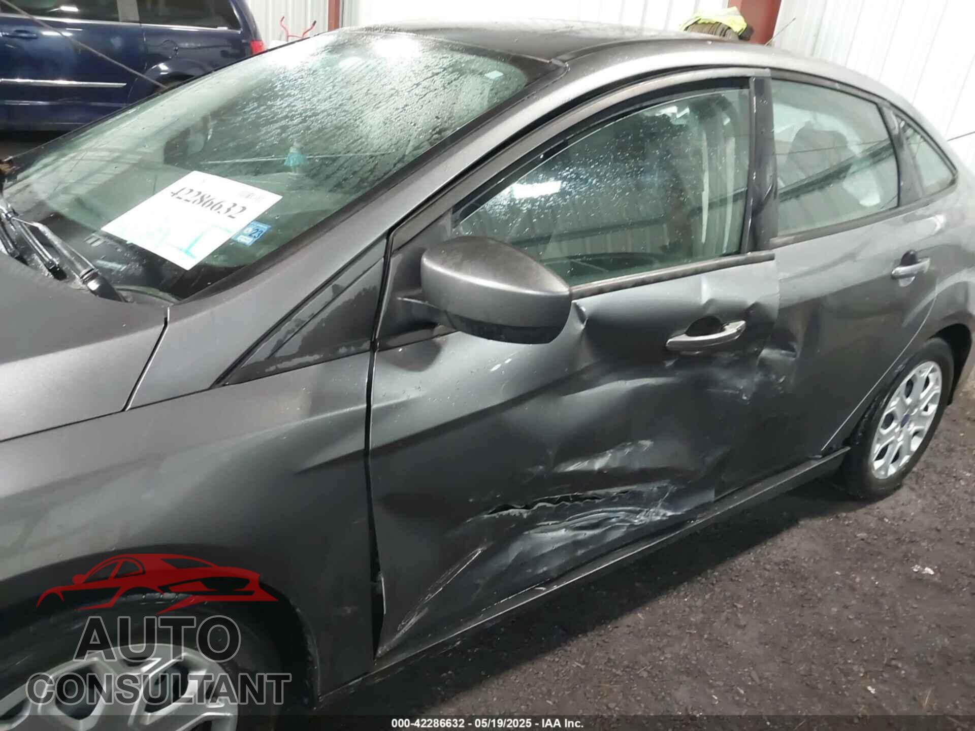 FORD FOCUS 2012 - 1FAHP3F21CL408430