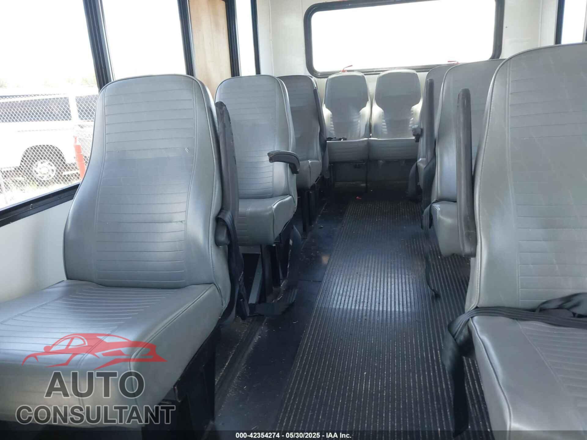 FORD E-350 CUTAWAY 2013 - 1FDEE3FL2DDA39970