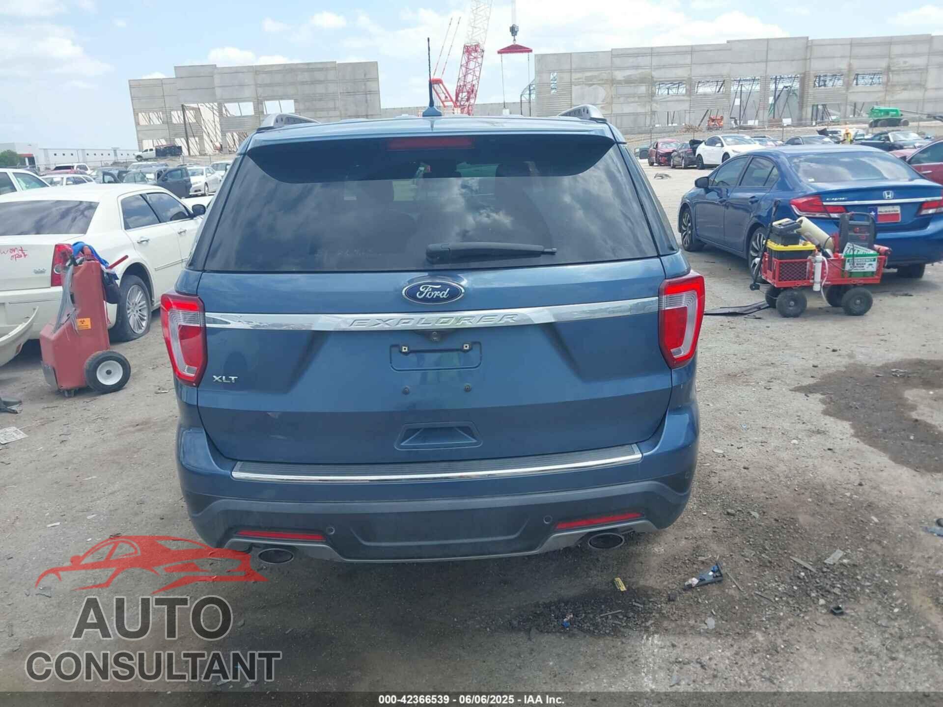 FORD EXPLORER 2018 - 1FM5K7D85JGB77656
