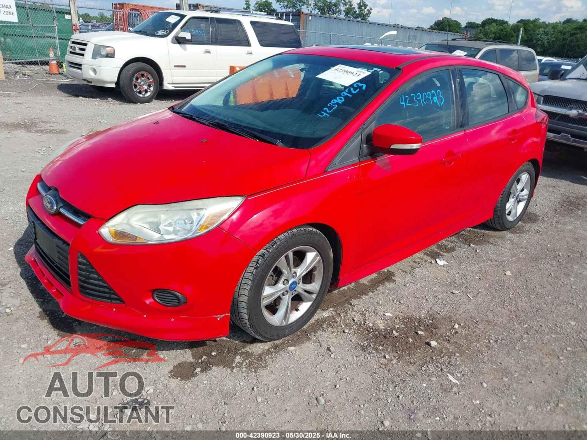 FORD FOCUS 2014 - 1FADP3K24EL194184