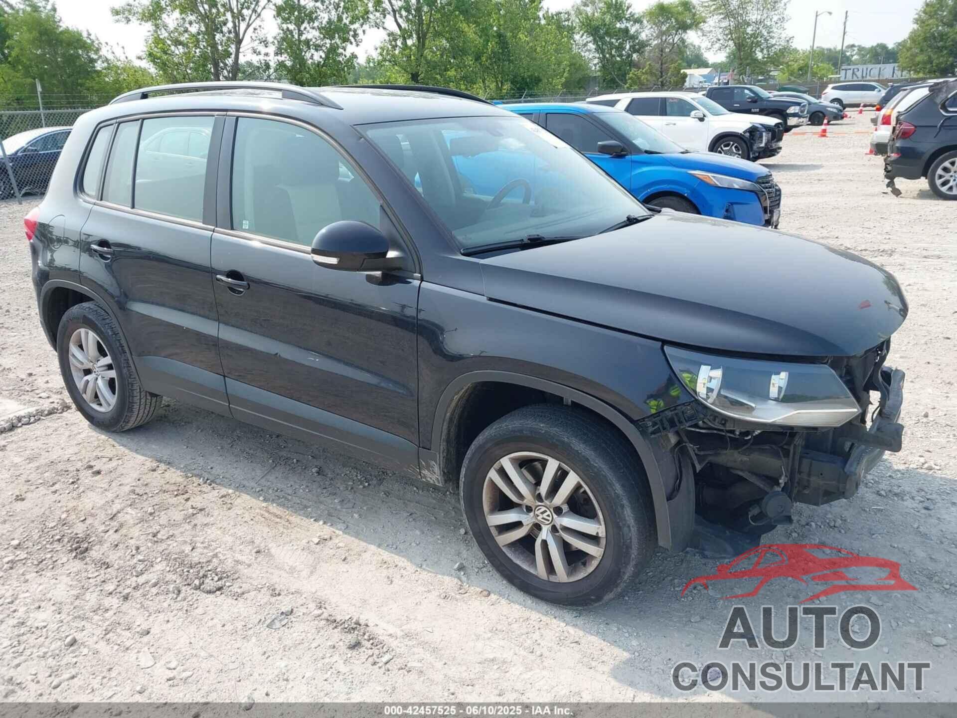VOLKSWAGEN TIGUAN 2016 - WVGAV7AX9GW526737