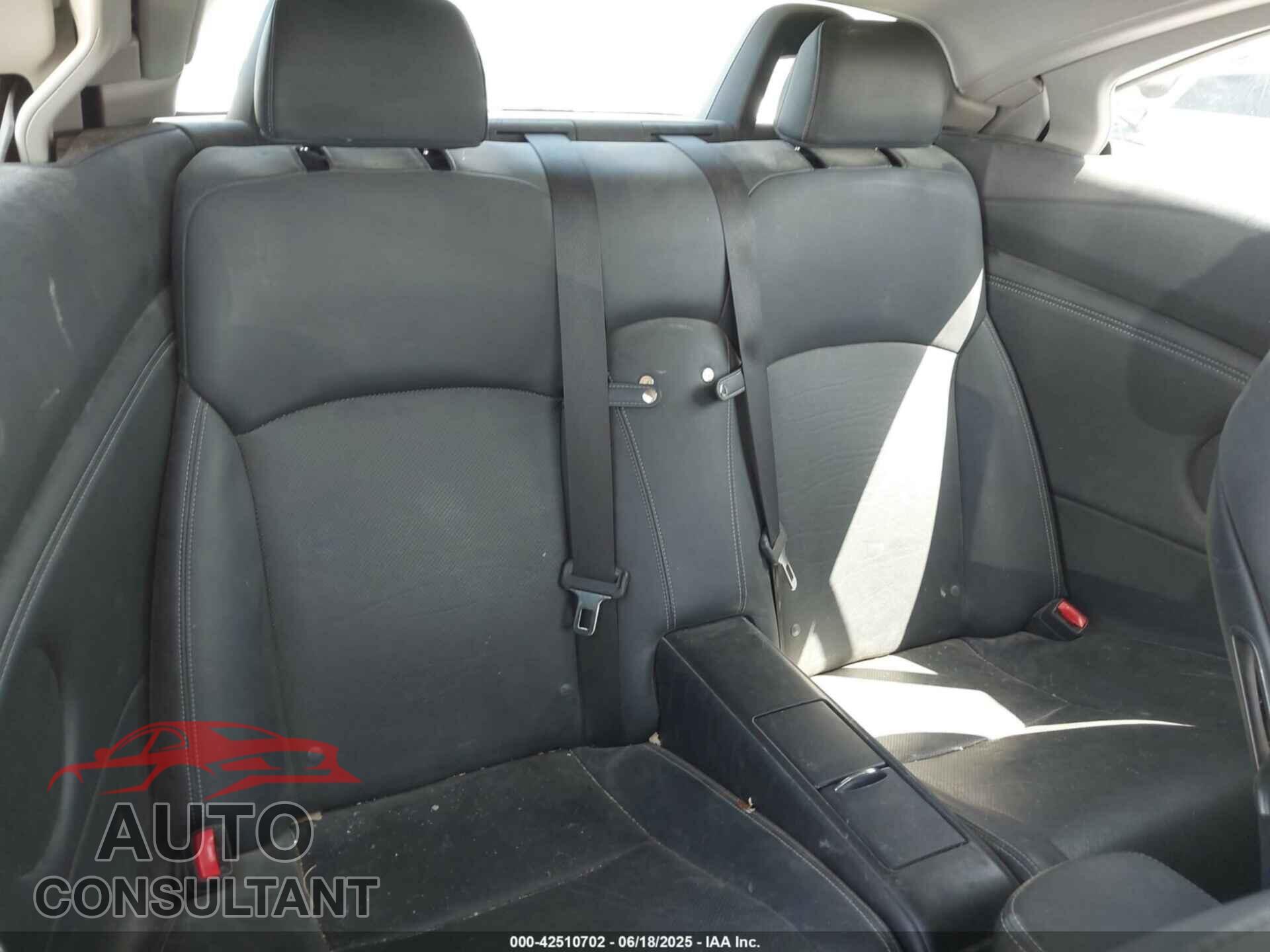 LEXUS IS 250C 2014 - JTHFF2C27E2531692