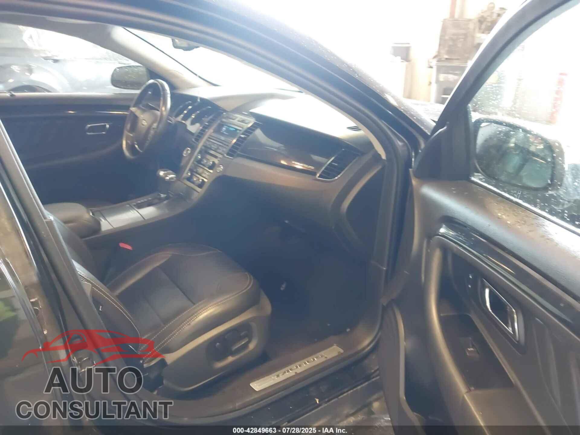 FORD TAURUS 2010 - 1FAHP2FWXAG130548