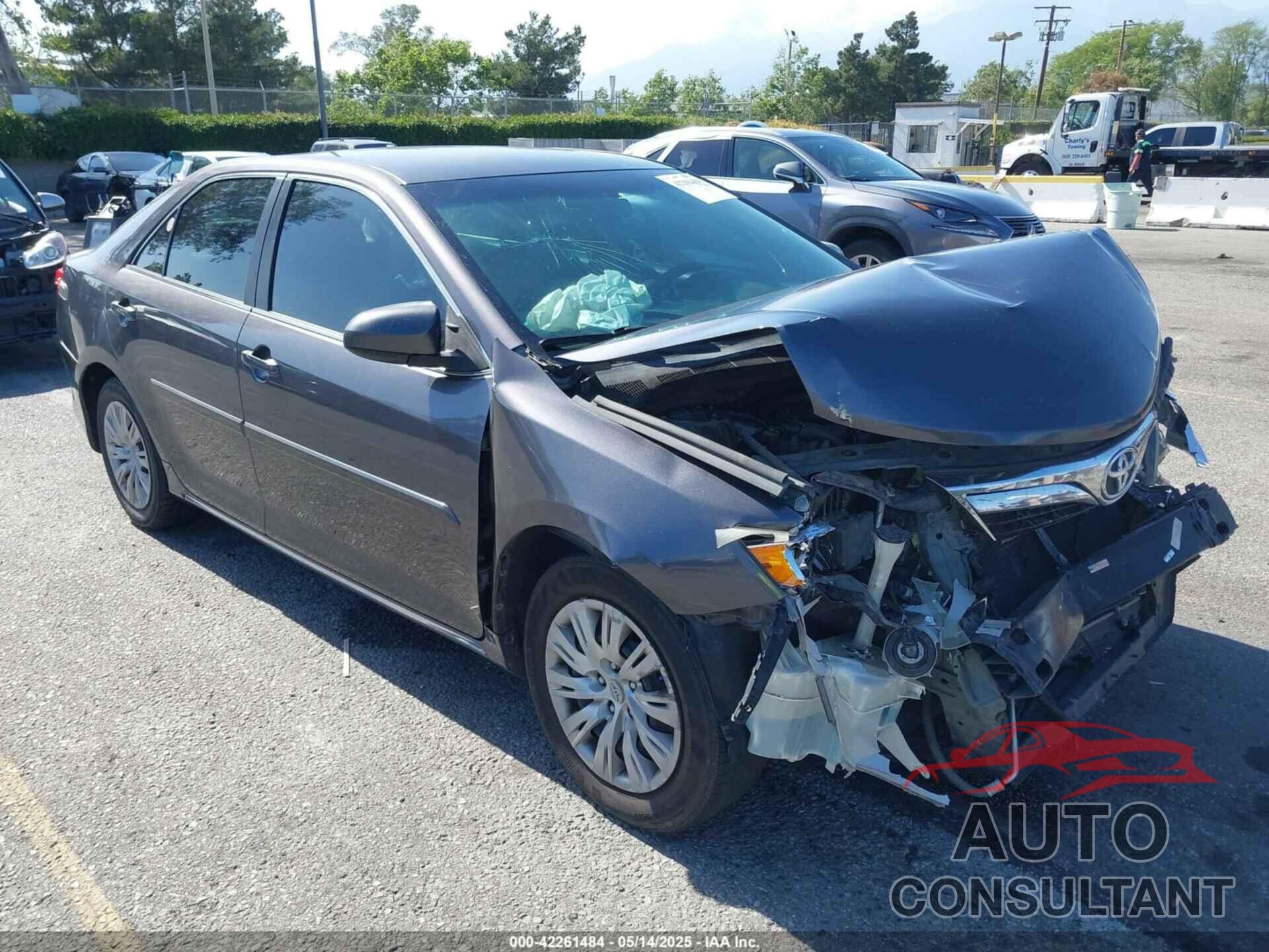 TOYOTA CAMRY 2014 - 4T4BF1FK0ER432692