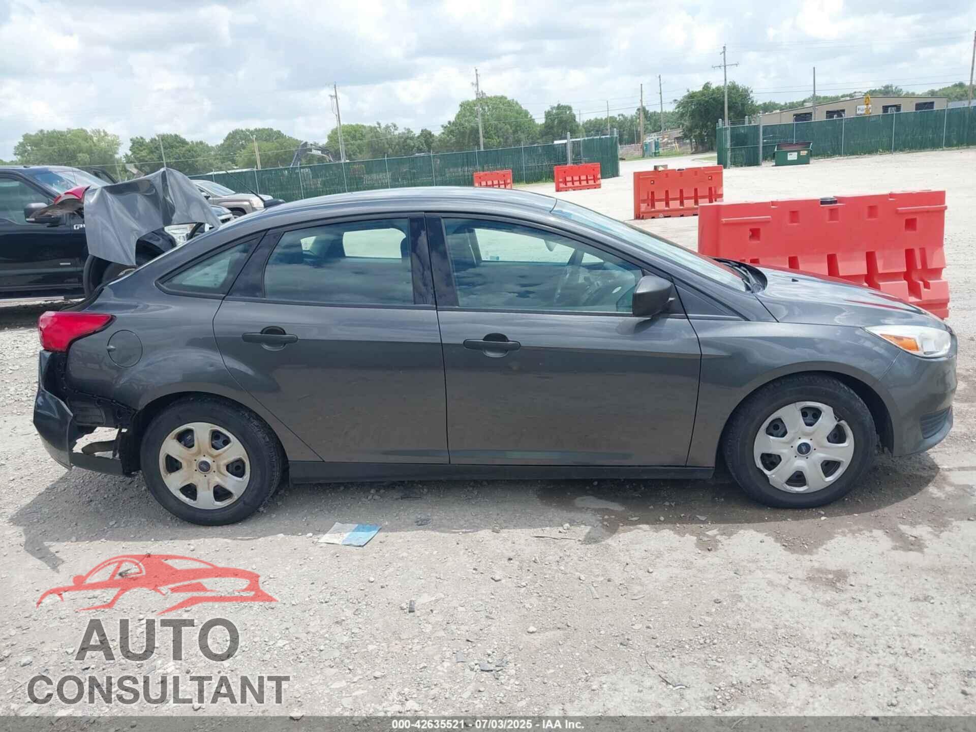 FORD FOCUS 2016 - 1FADP3E23GL221020