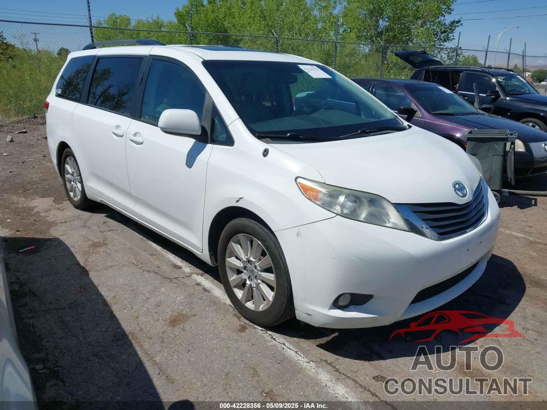 TOYOTA SIENNA 2011 - 5TDDK3DCXBS029961