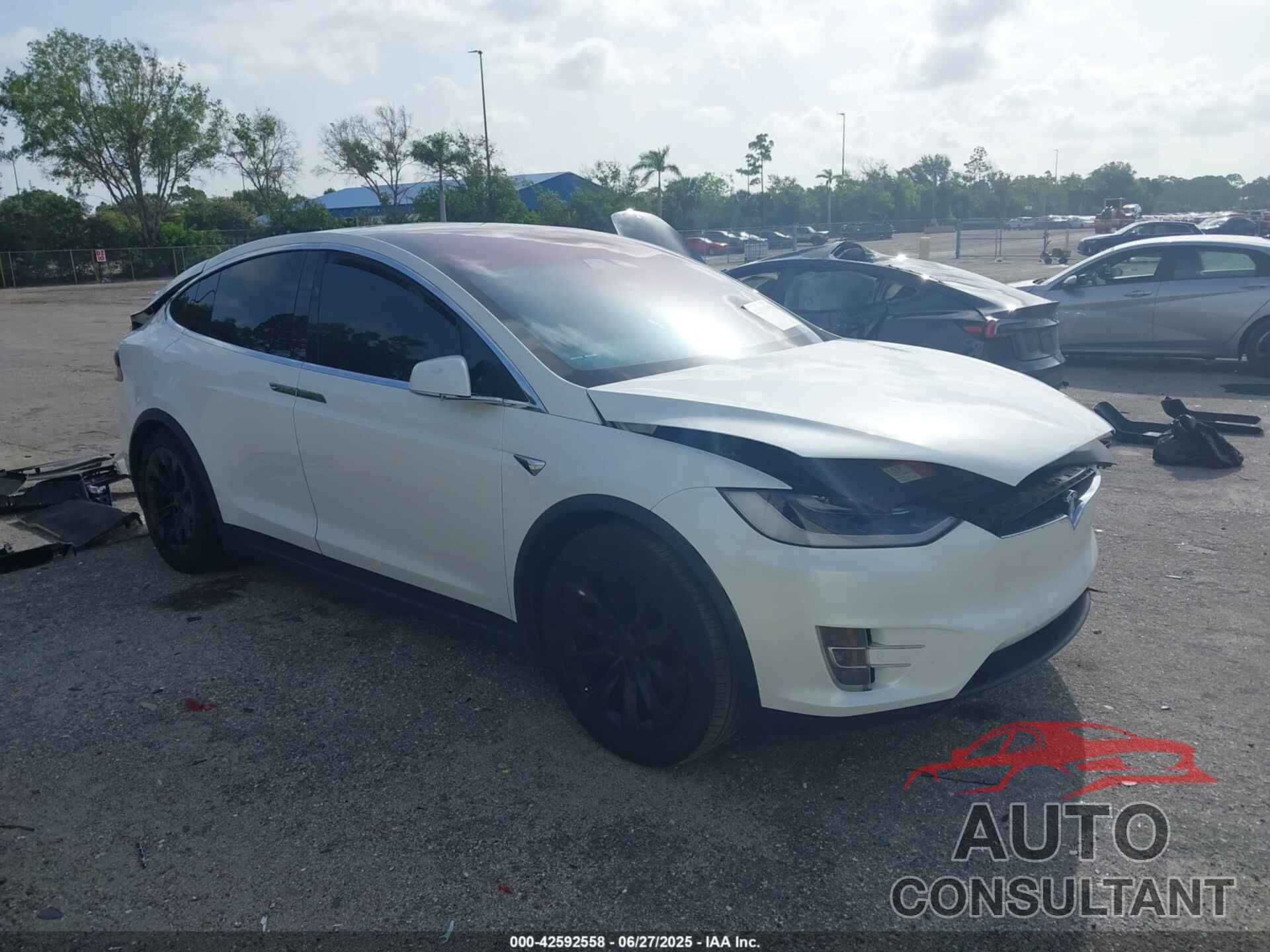TESLA MODEL X 2017 - 5YJXCAE29HF077467