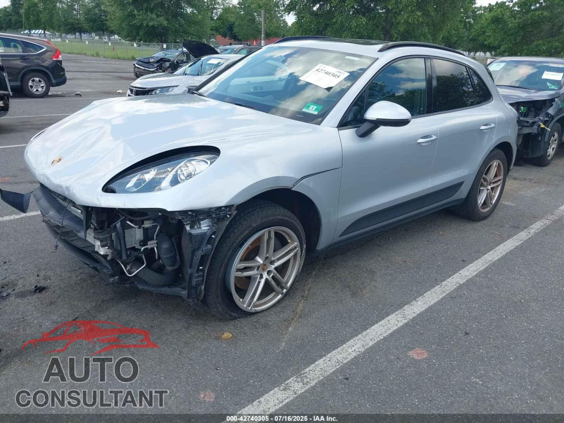 PORSCHE MACAN 2017 - WP1AA2A52HLB08376