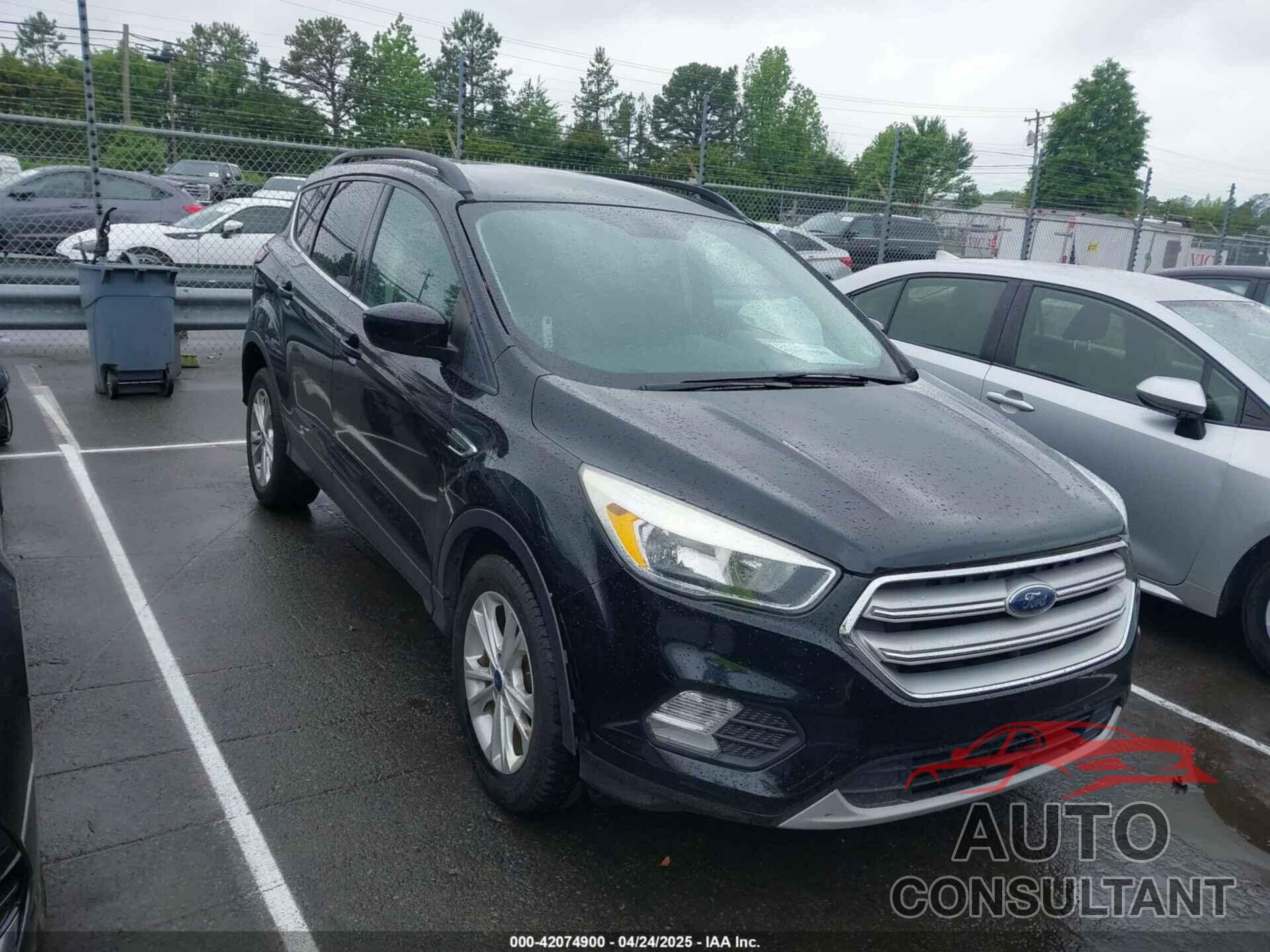 FORD ESCAPE 2018 - 1FMCU0GD1JUB62025