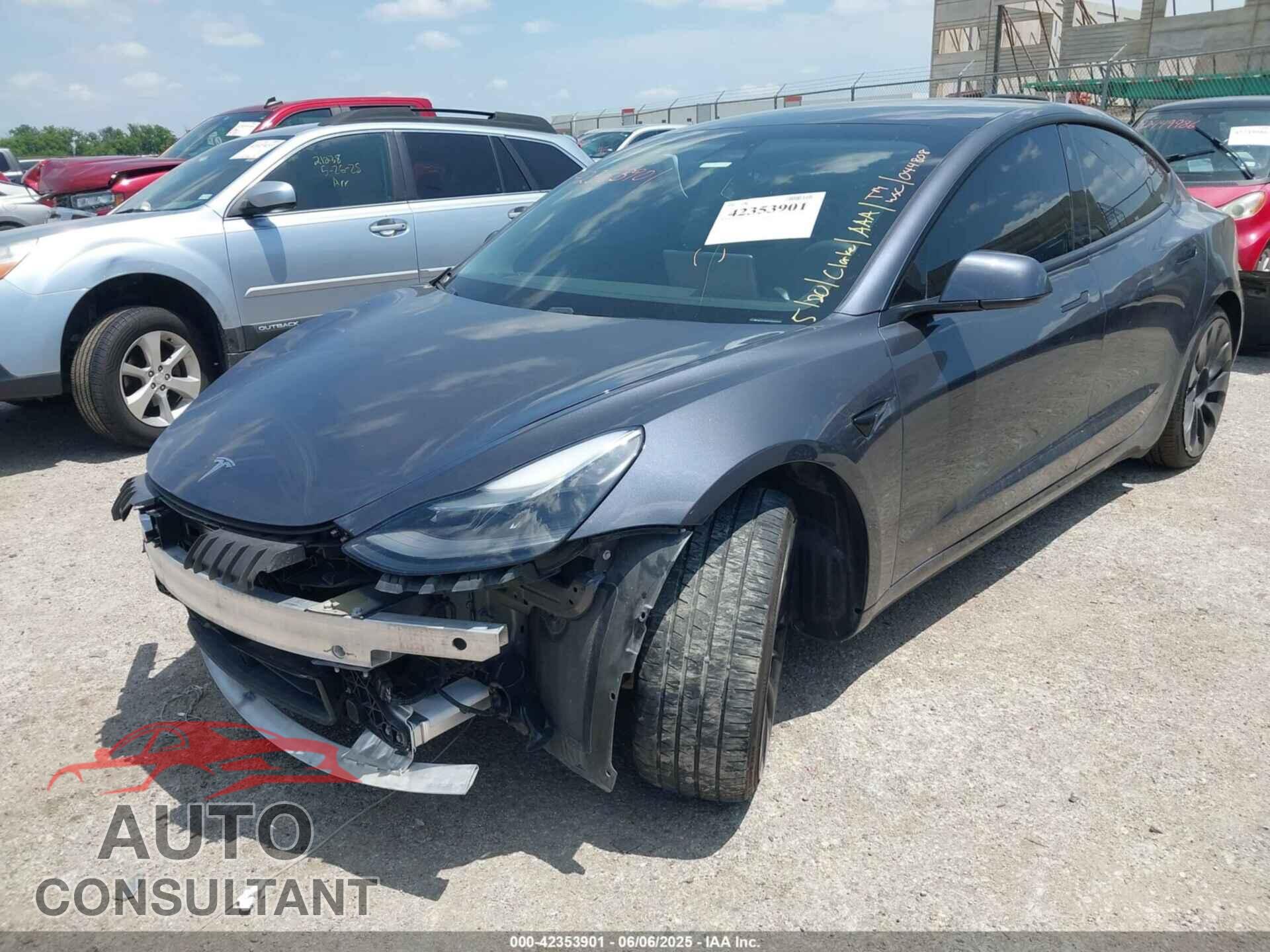 TESLA MODEL 3 2021 - 5YJ3E1EC4MF044808
