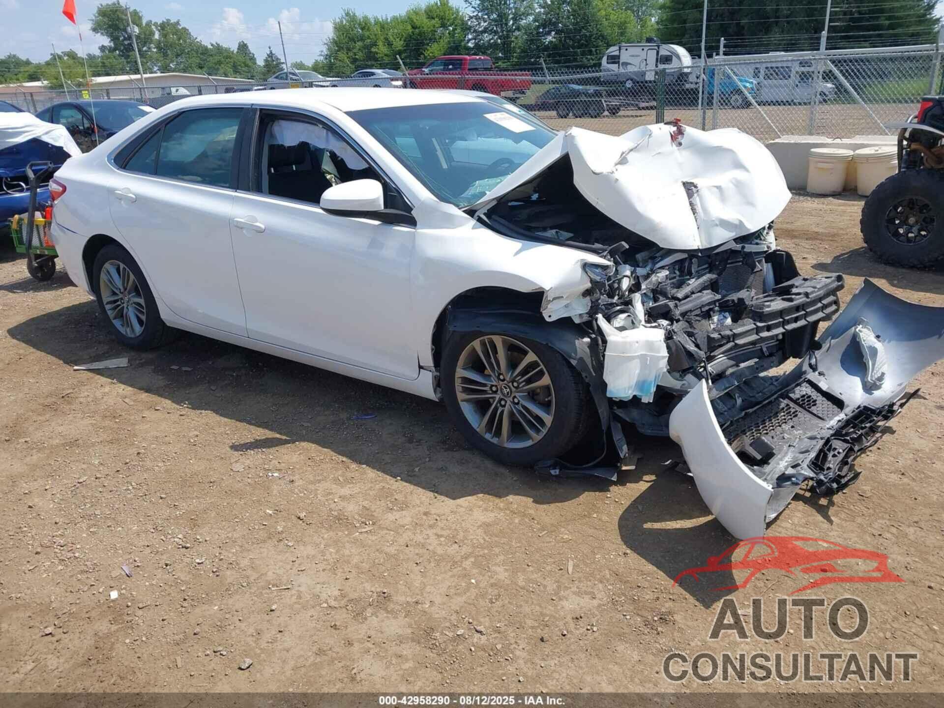 TOYOTA CAMRY 2016 - 4T1BF1FK7GU249321