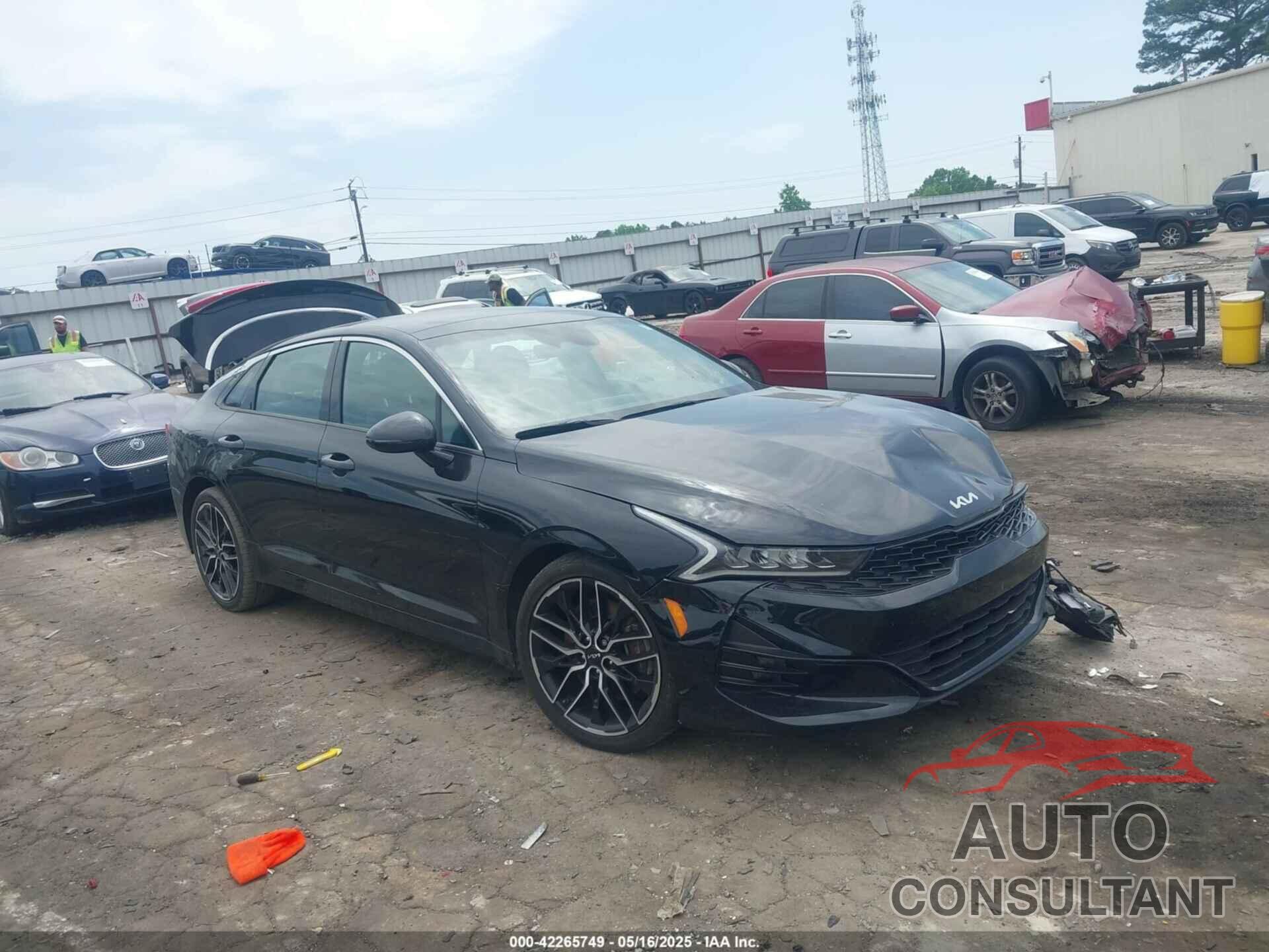 KIA K5 2023 - 5XXG44J88PG176091