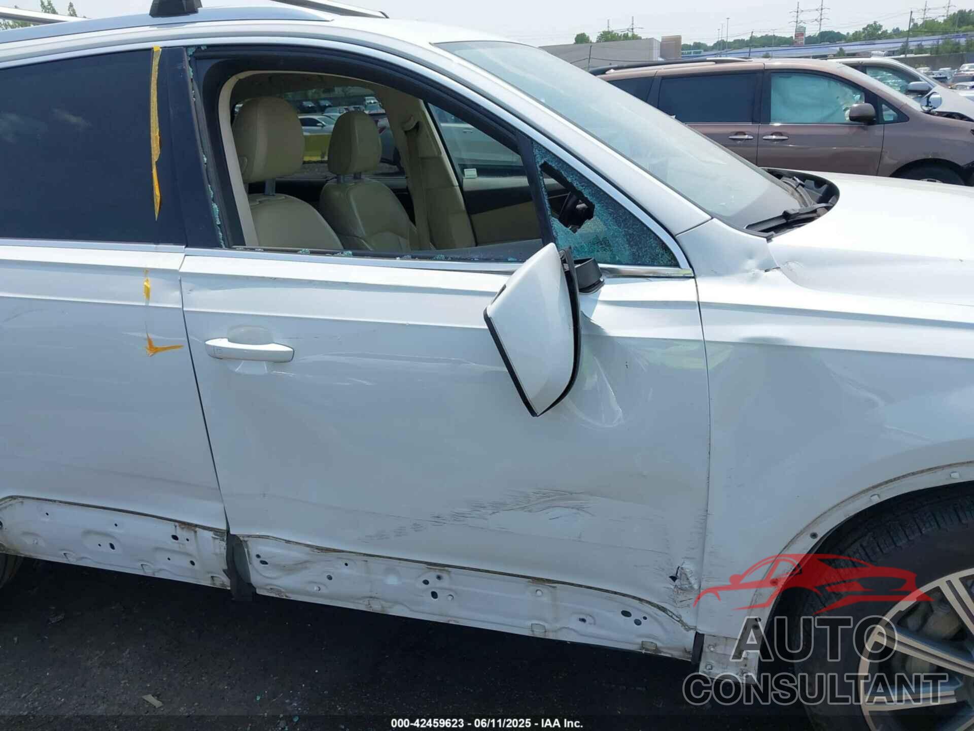 AUDI Q7 2017 - WA1VABF77HD030761