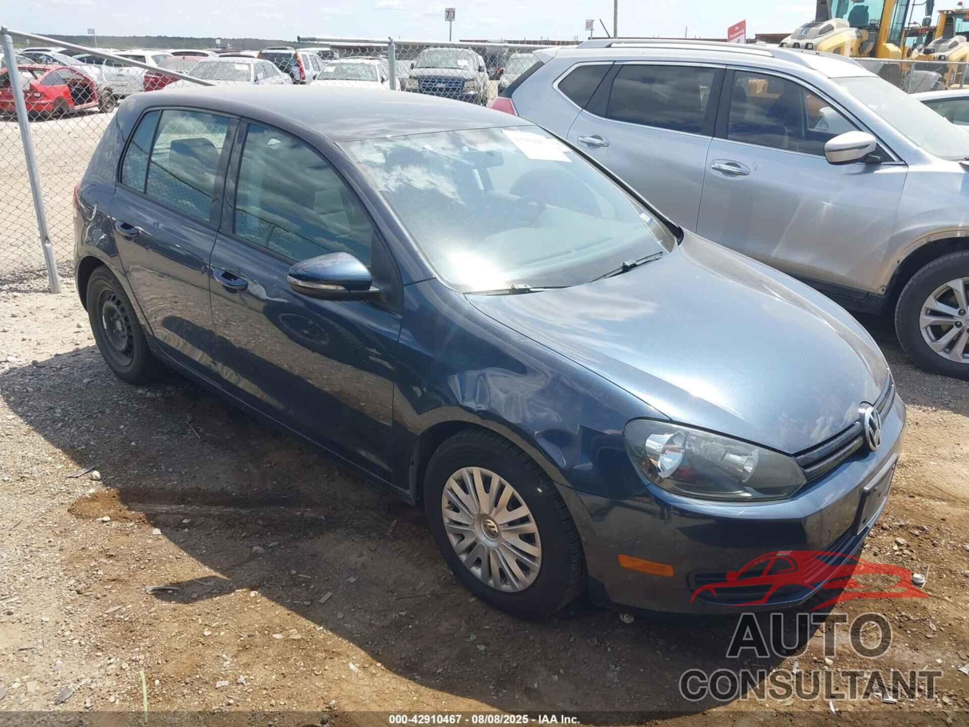 VOLKSWAGEN GOLF 2013 - WVWDB7AJ6DW135014