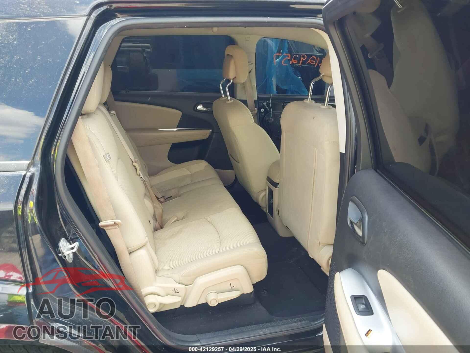 DODGE JOURNEY 2015 - 3C4PDCBB9FT698705