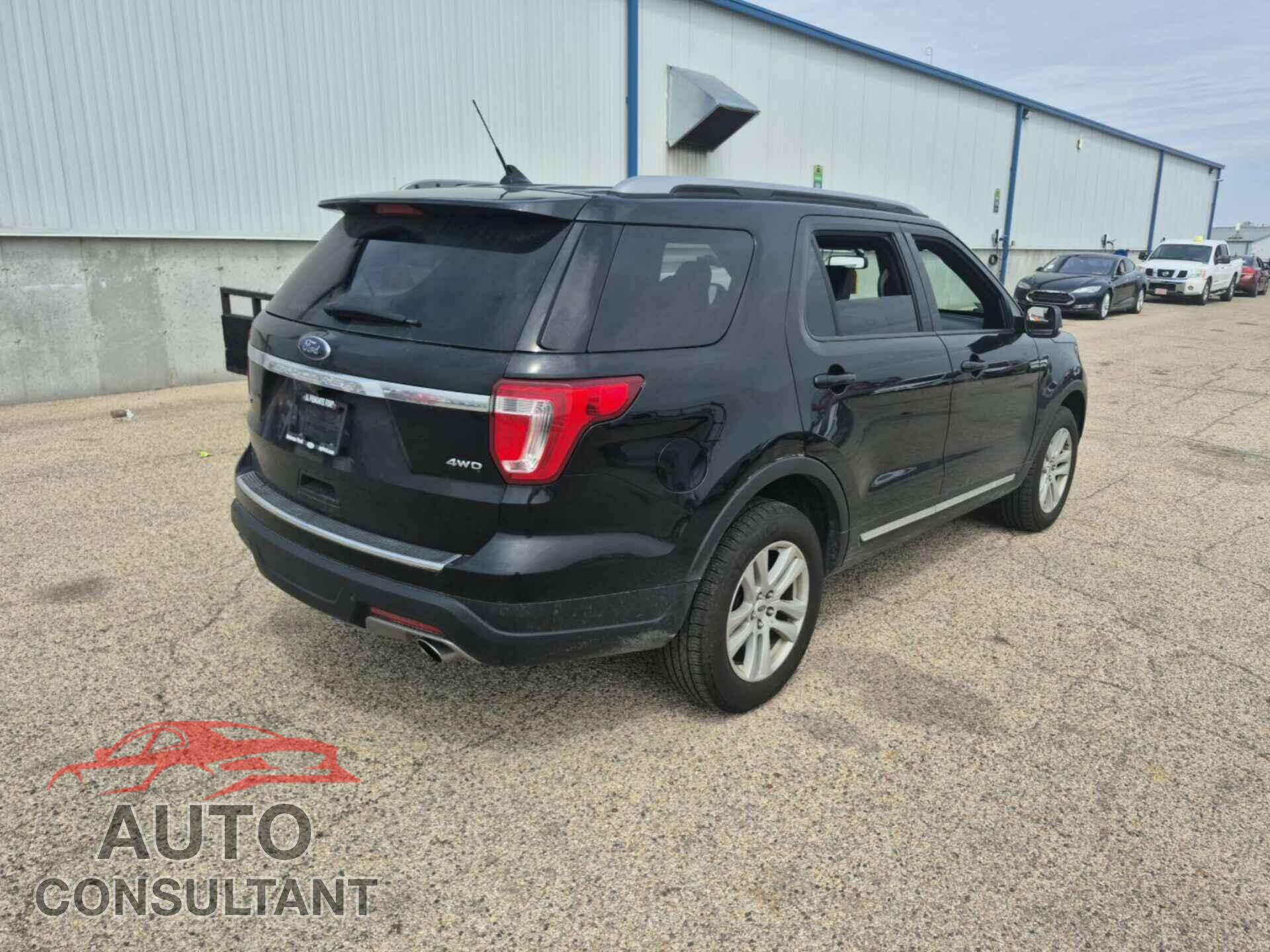 FORD EXPLORER 2018 - 1FM5K8D80JGB48121