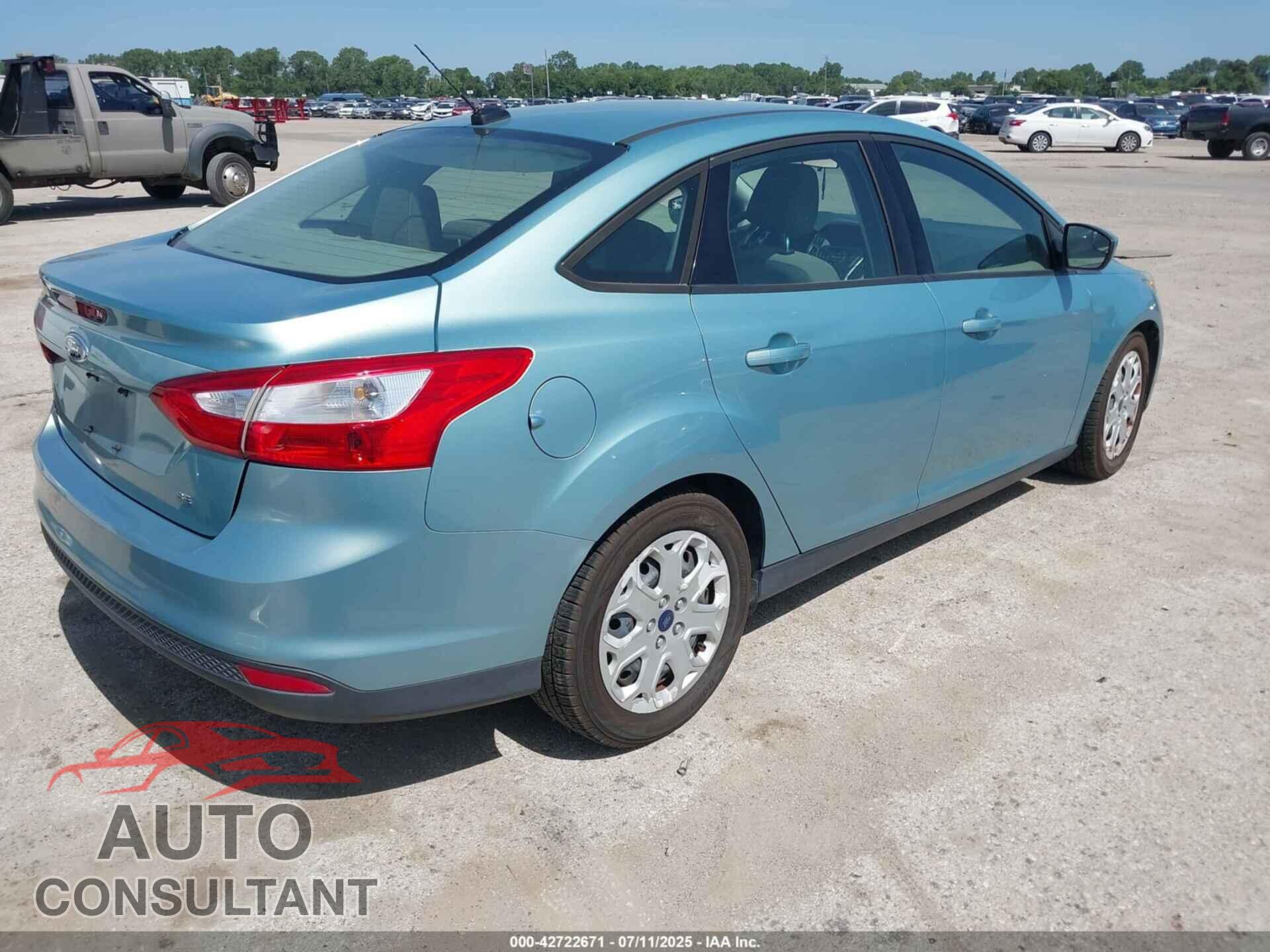 FORD FOCUS 2012 - 1FAHP3F22CL352952
