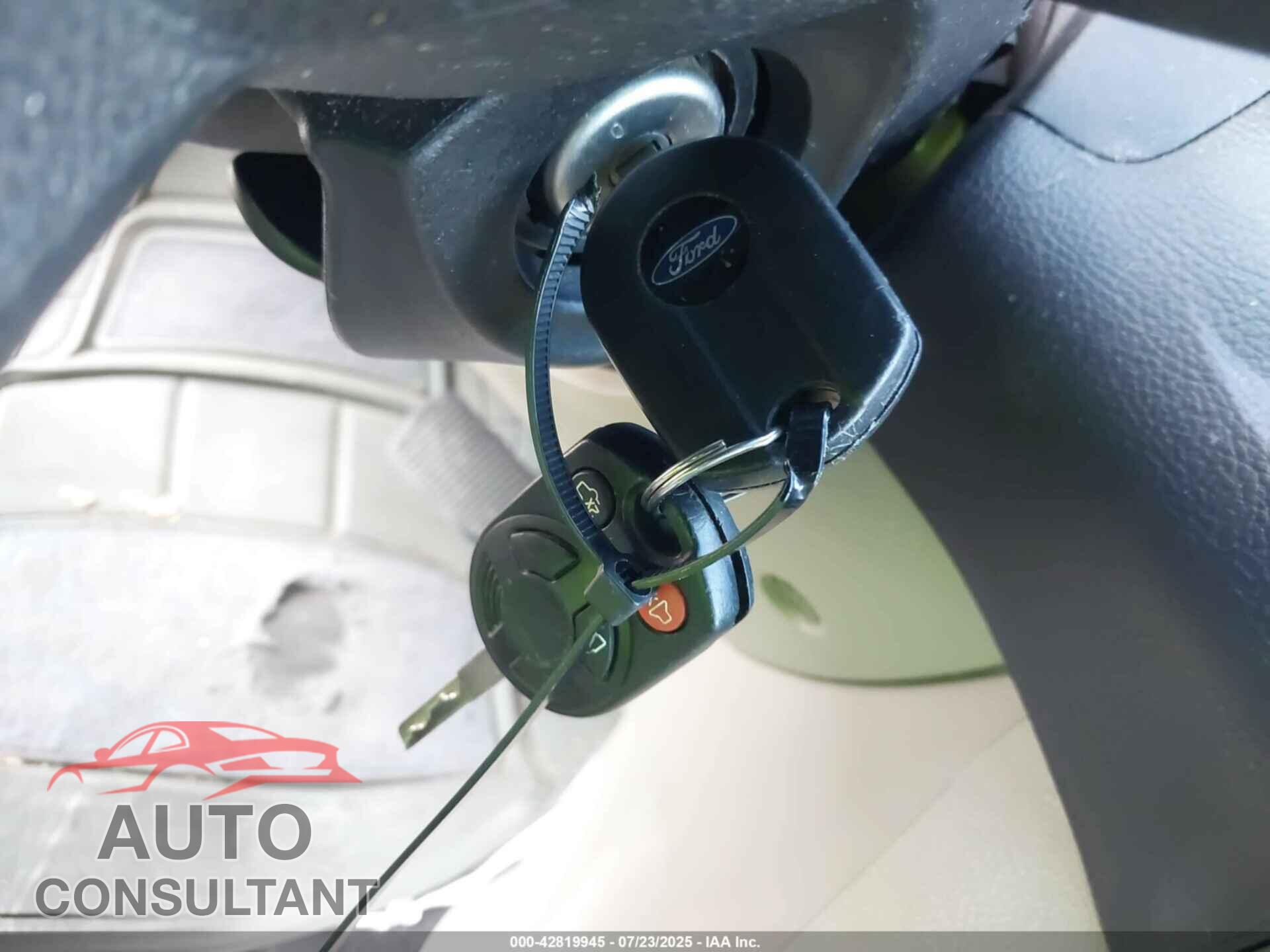 FORD FOCUS 2014 - 1FADP3F22EL109546