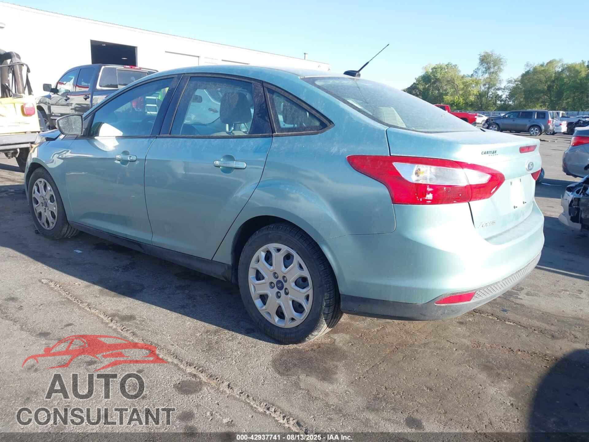 FORD FOCUS 2012 - 1FAHP3F22CL238935