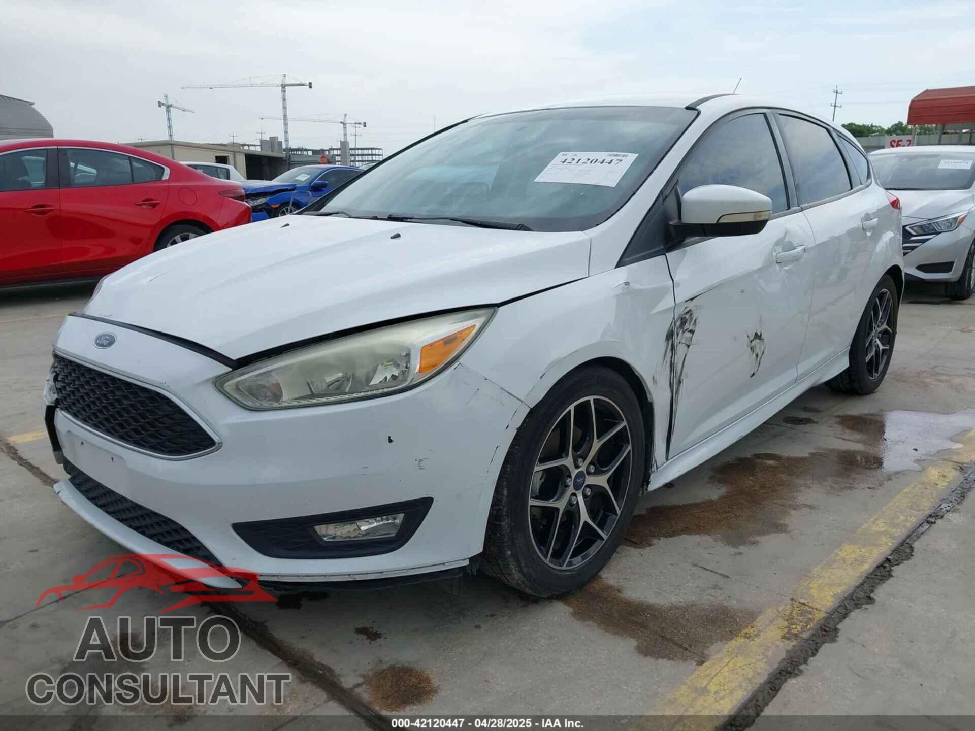FORD FOCUS 2016 - 1FADP3K27GL262397