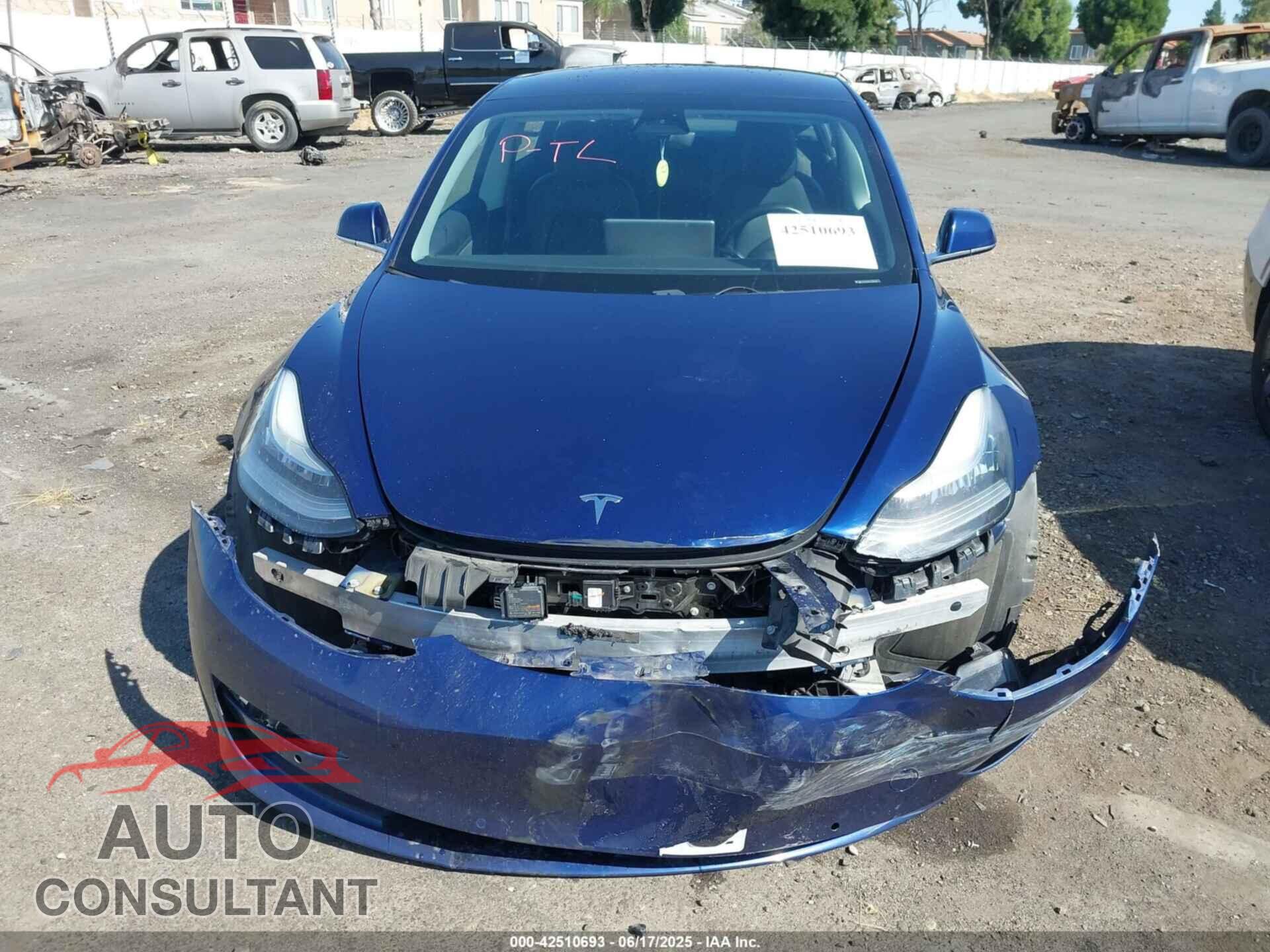 TESLA MODEL 3 2018 - 5YJ3E1EBXJF092106
