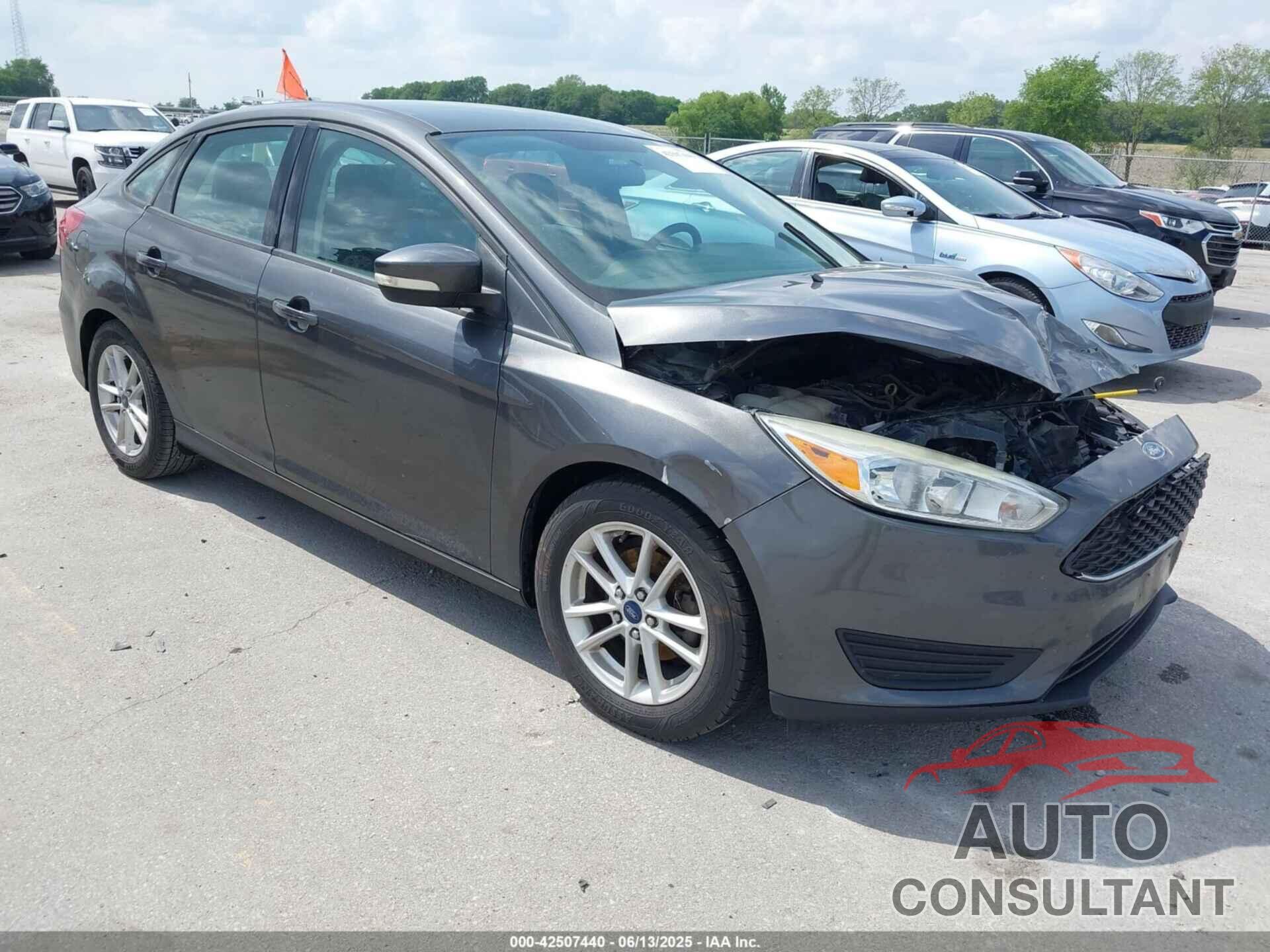 FORD FOCUS 2015 - 1FADP3F23FL313998