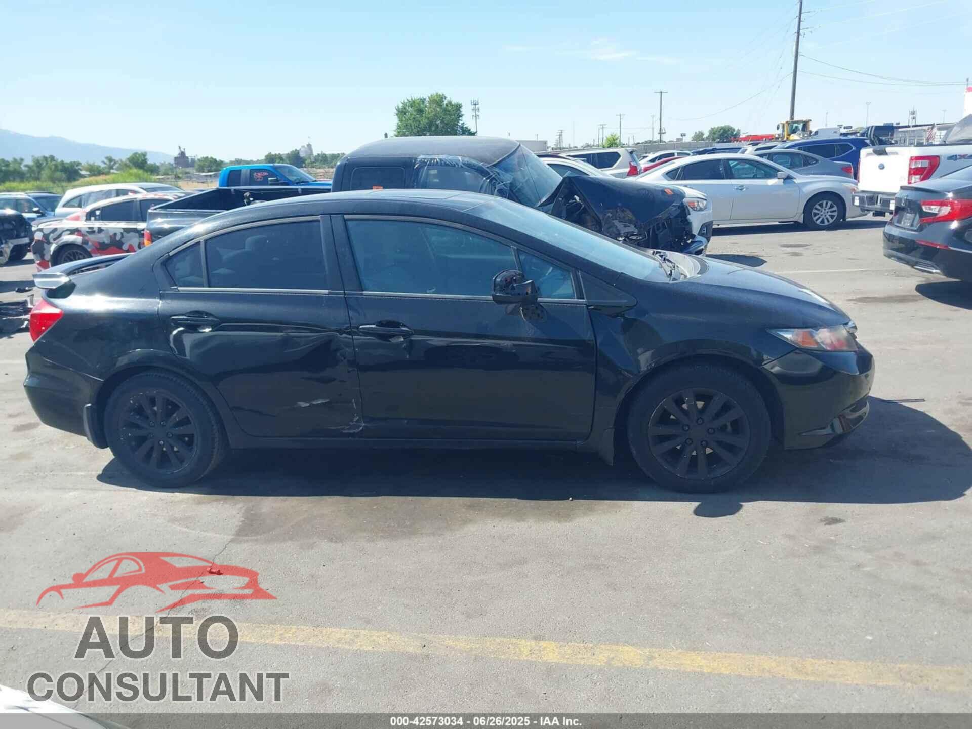 HONDA CIVIC 2012 - 2HGFB2F85CH521973